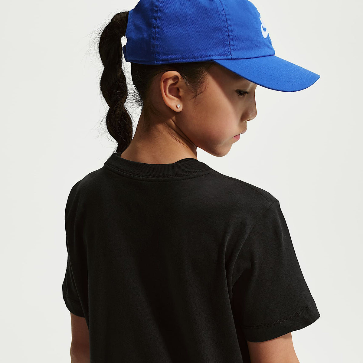 Playera de fútbol para niños talla grande Nike – Negro – vista 2
