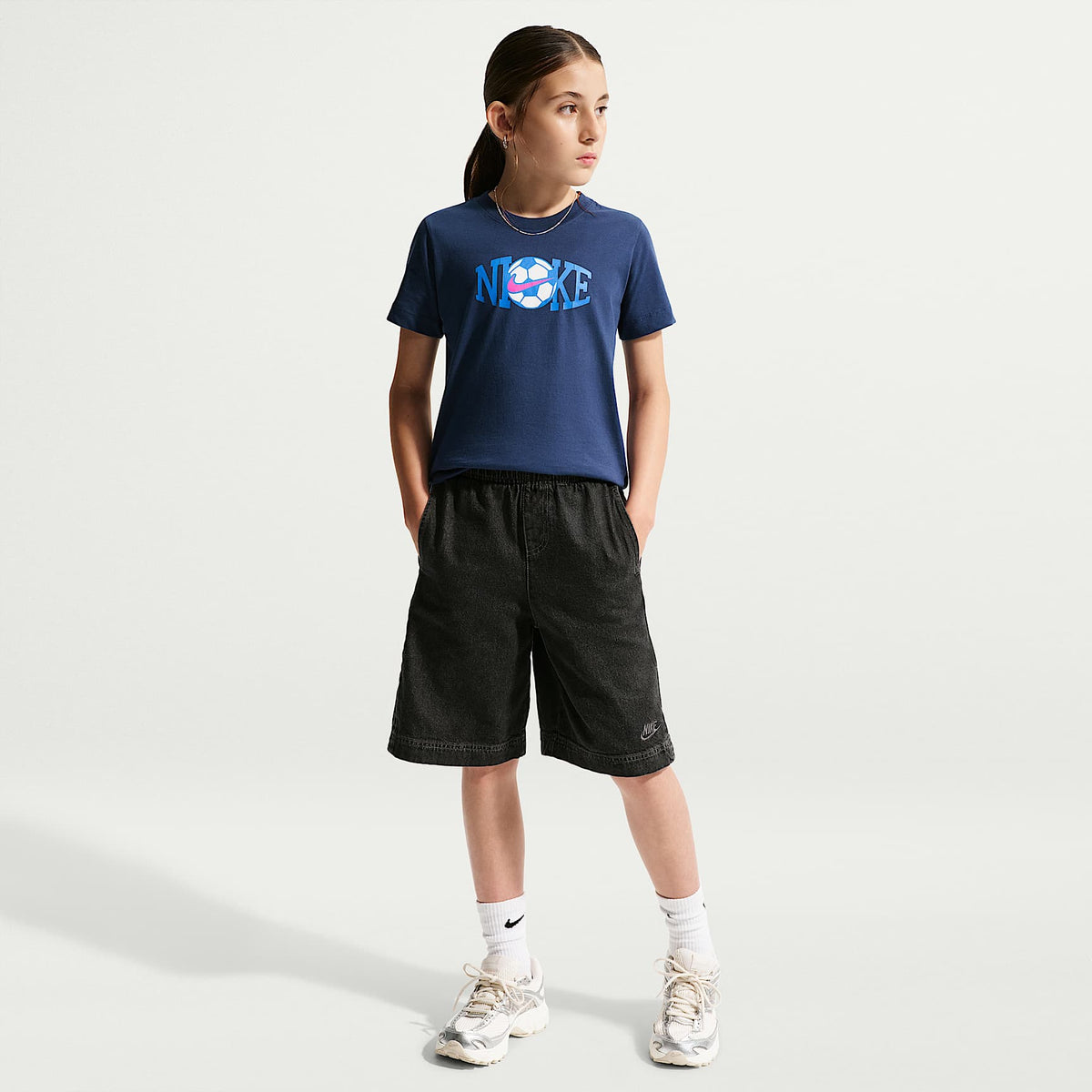 Playera para niños talla grande Nike – Azul marino medianoche – vista 6