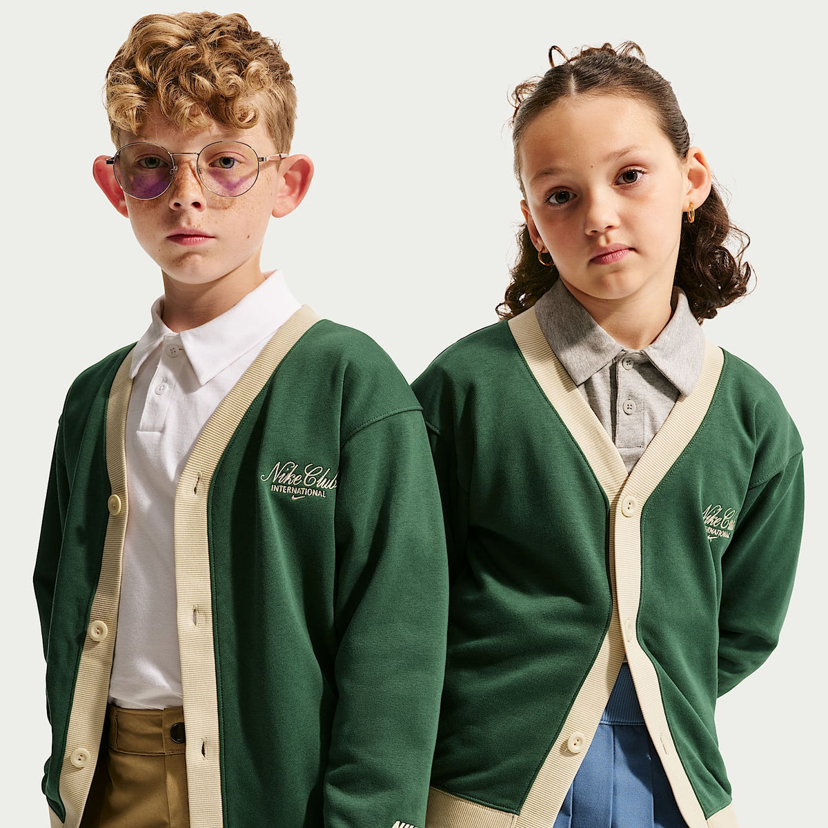 Cárdigan para niños talla grande Nike Sportswear Club – Abeto/Duna/Duna – vista 1