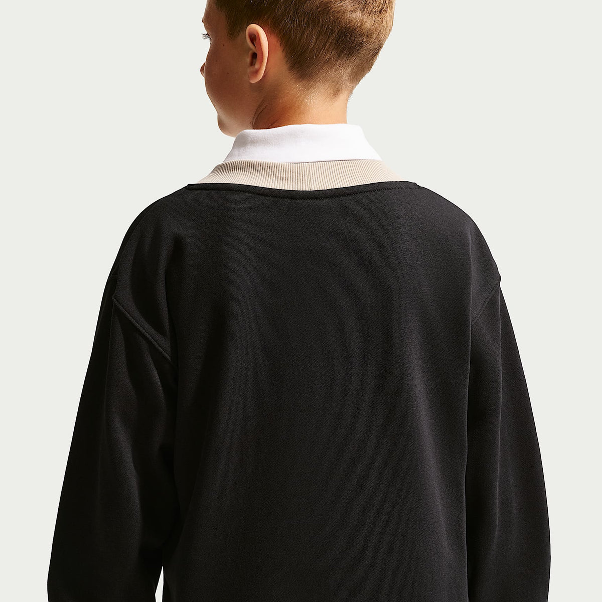 Cárdigan para niños talla grande Nike Sportswear Club – Negro/Duna/Duna – vista 5