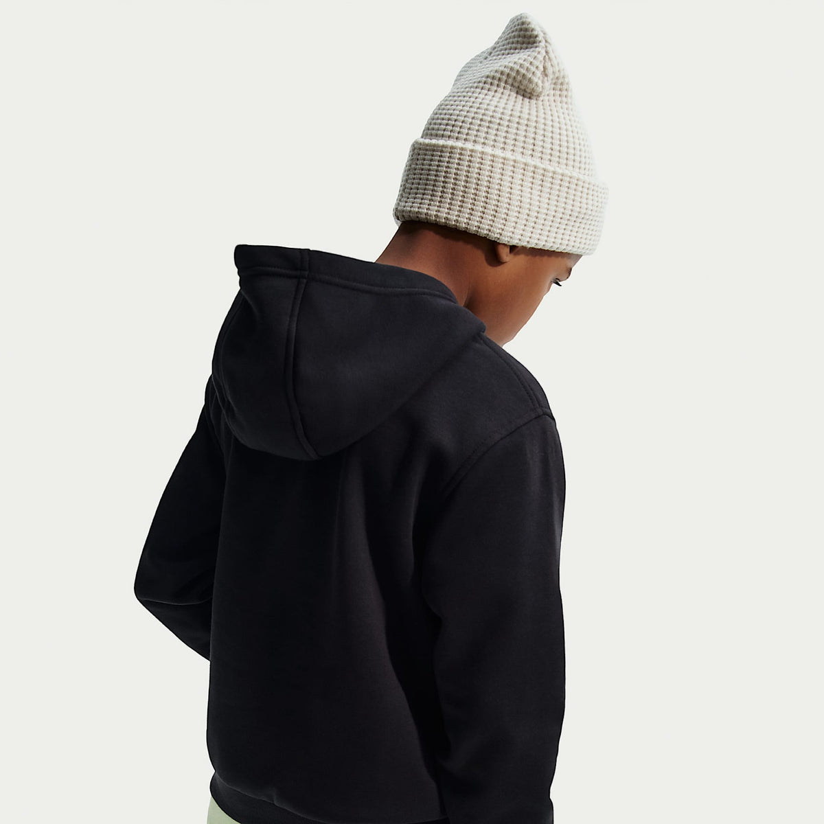 Sudadera con gorro para niños talla grande Nike Sportswear Club Fleece – Negro/Blanco/Lima líquida claro – vista 5
