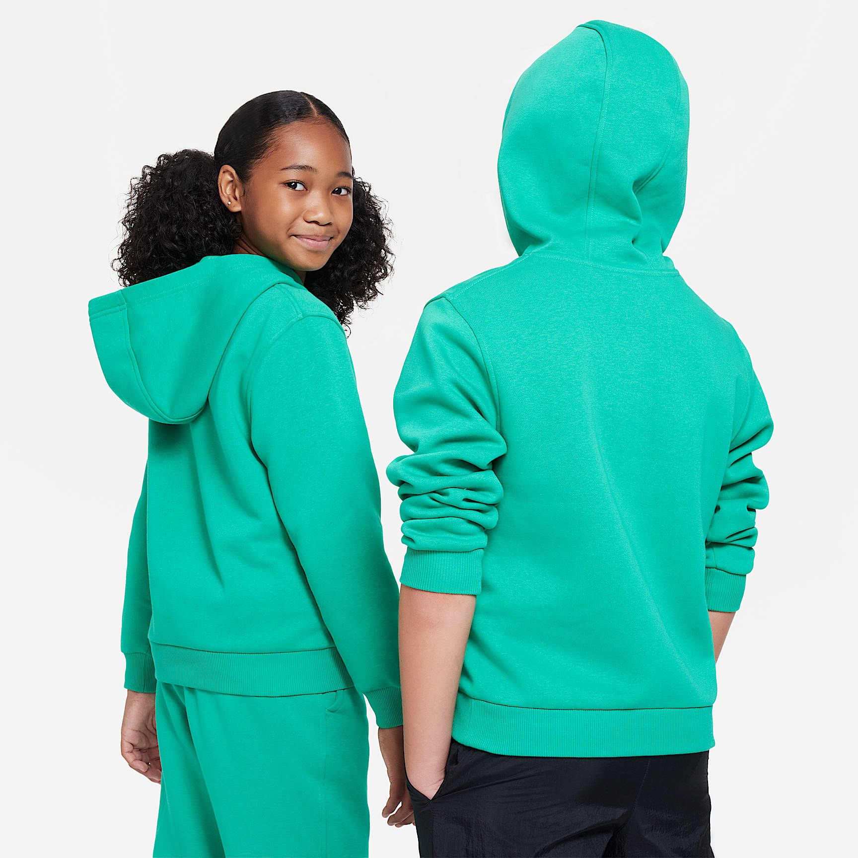Sudadera con gorro para niños talla grande Nike Sportswear Club Fleece – Verde estadio/Blanco – vista 2