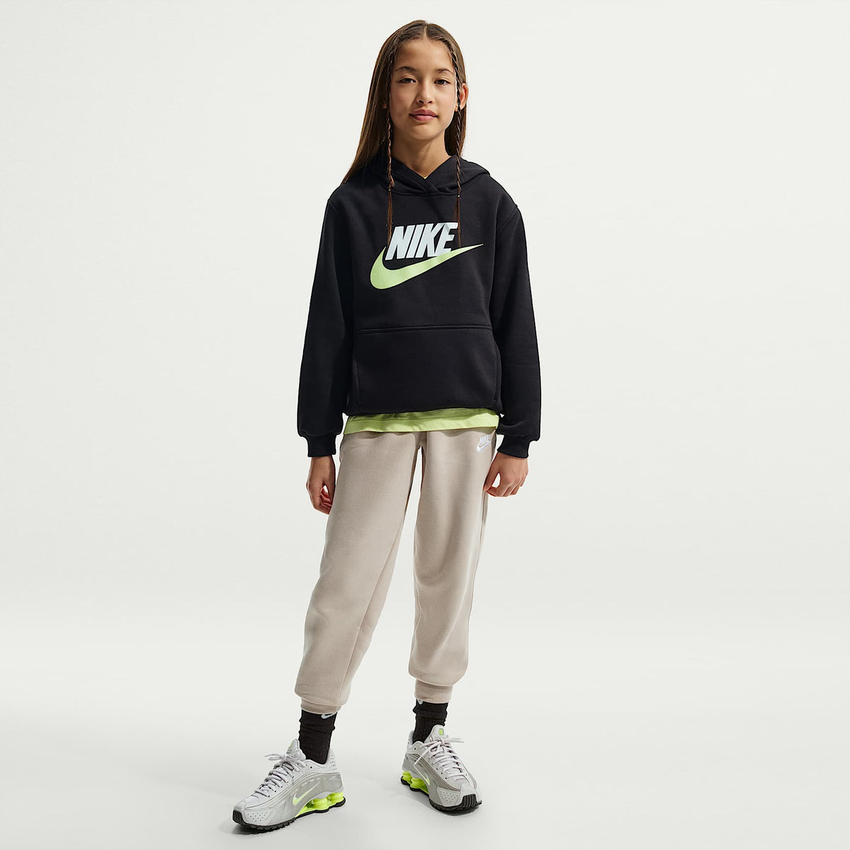 Sudadera con gorro para niños talla grande Nike Sportswear Club Fleece – Negro/Blanco/Lima líquida claro – vista 6