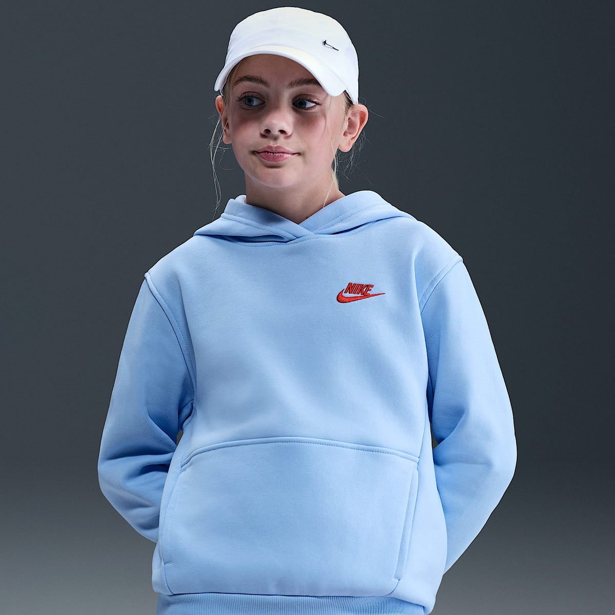 Sudadera con gorro sin cierre para niños talla grande Nike Sportswear Club Fleece – Tinte royal/Carmesí claro – vista 1