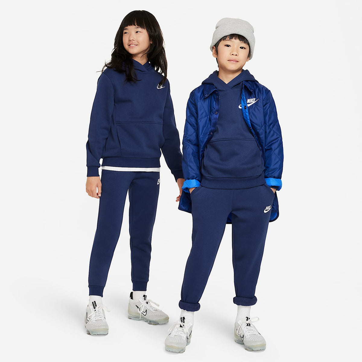 Sudadera con gorro sin cierre para niños talla grande Nike Sportswear Club Fleece – Azul marino medianoche/Blanco – vista 5