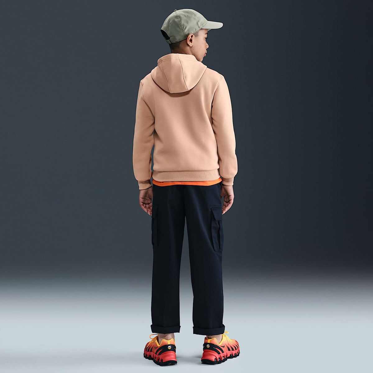 Sudadera con gorro sin cierre para niños talla grande Nike Sportswear Club Fleece – Cáñamo/Blanco – vista 5