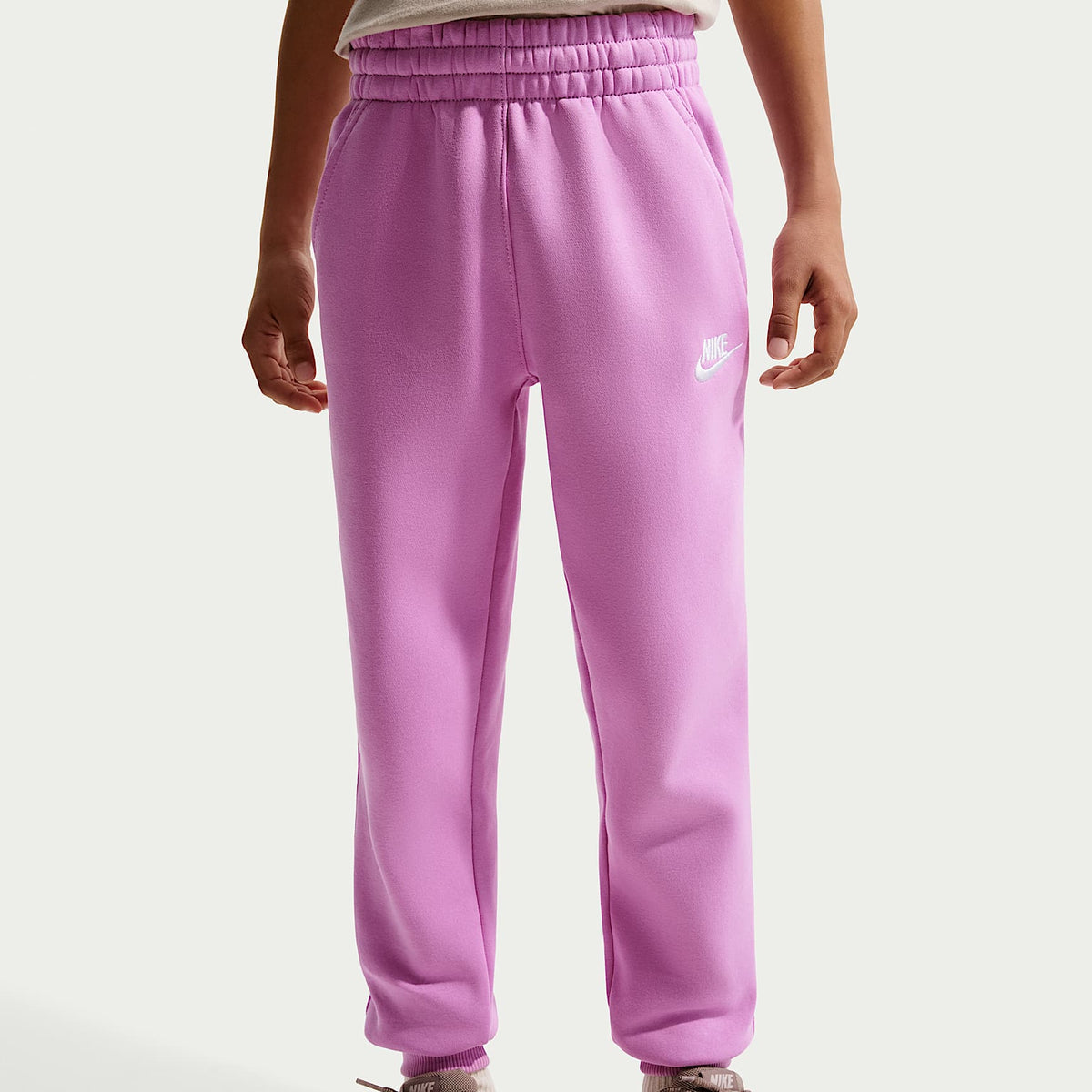 Joggers Nike Sportswear Club Fleece para niños talla grande – Magenta claro/Blanco – vista 2