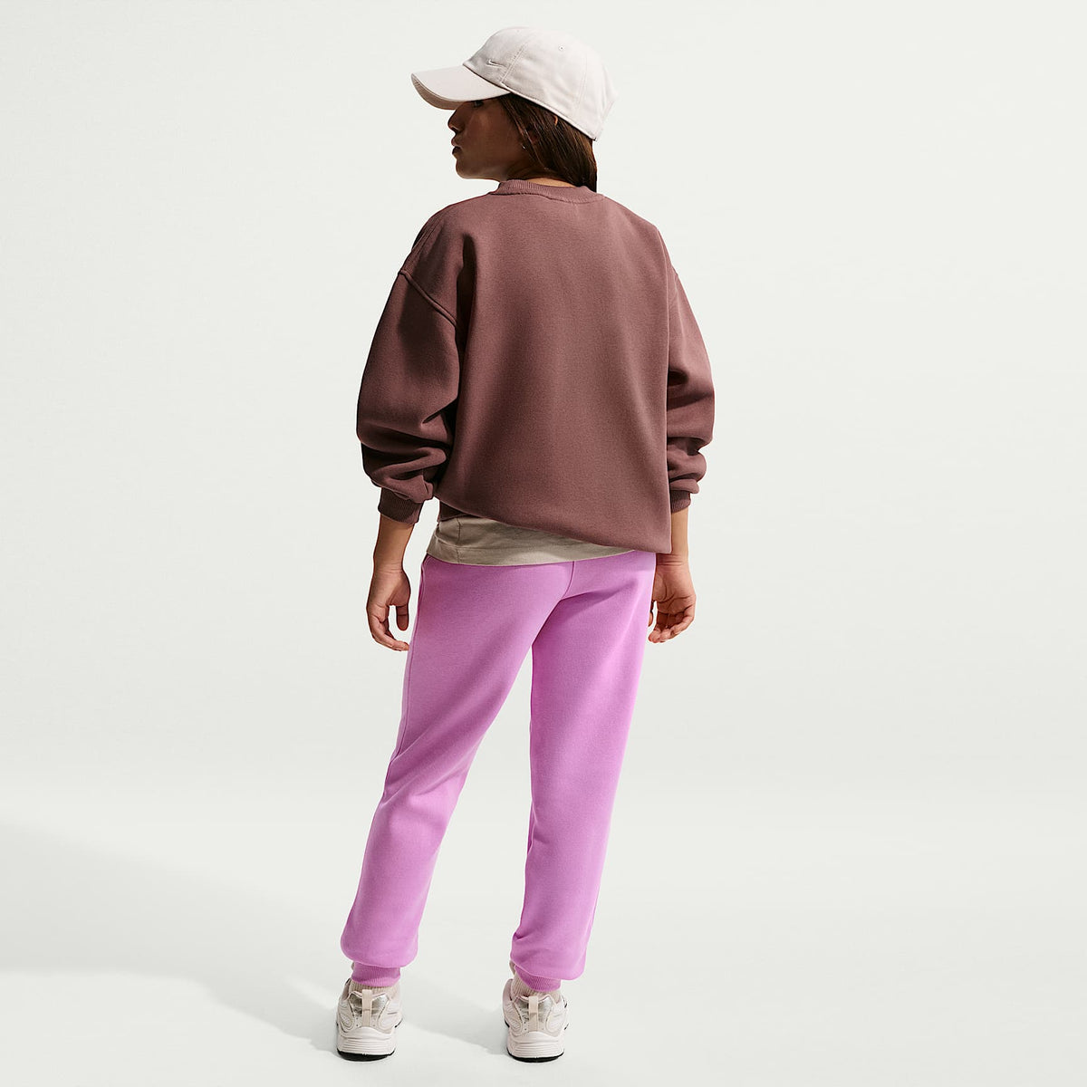 Joggers Nike Sportswear Club Fleece para niños talla grande – Magenta claro/Blanco – vista 7