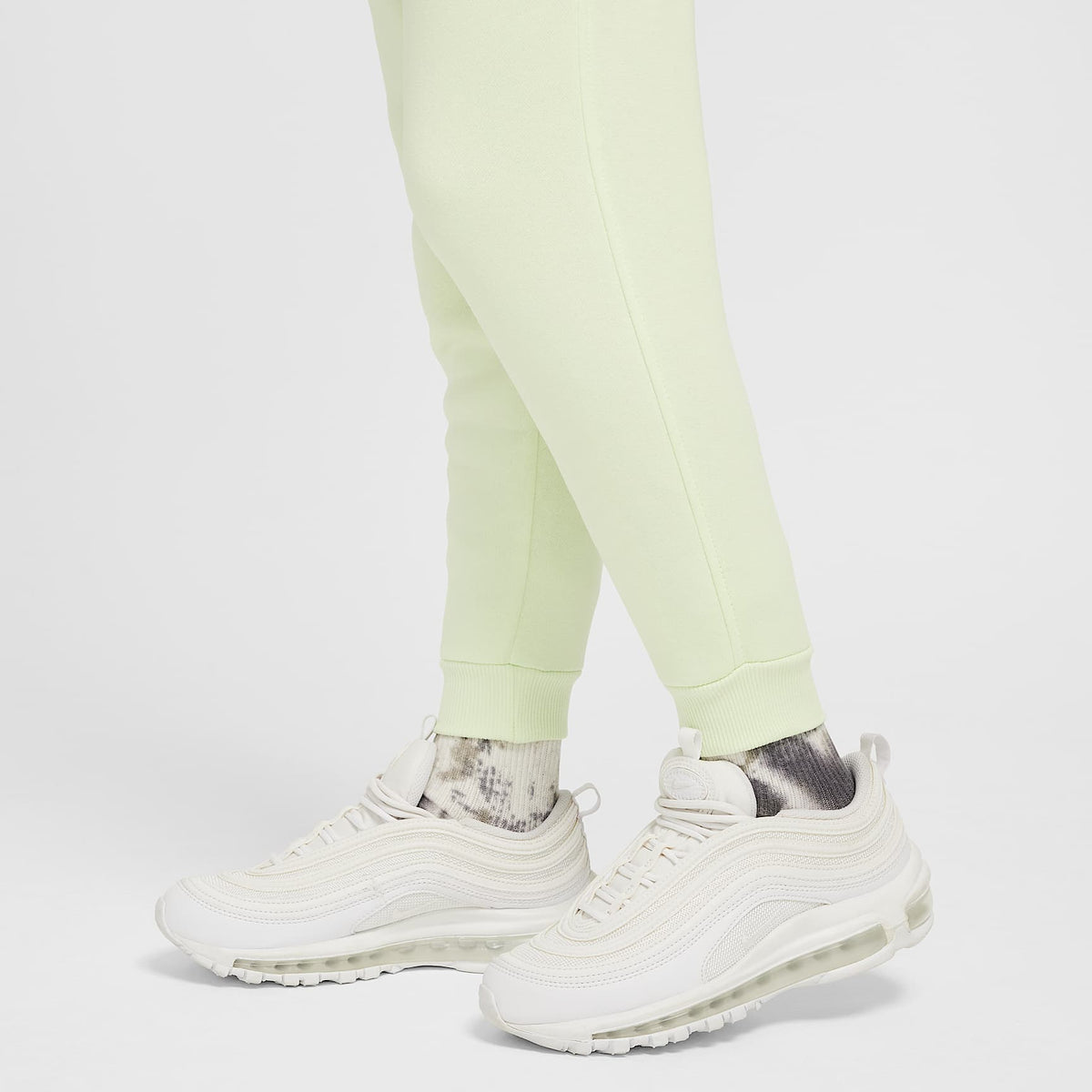 Joggers Nike Sportswear Club Fleece para niños talla grande – Hielo lima/Blanco – vista 5
