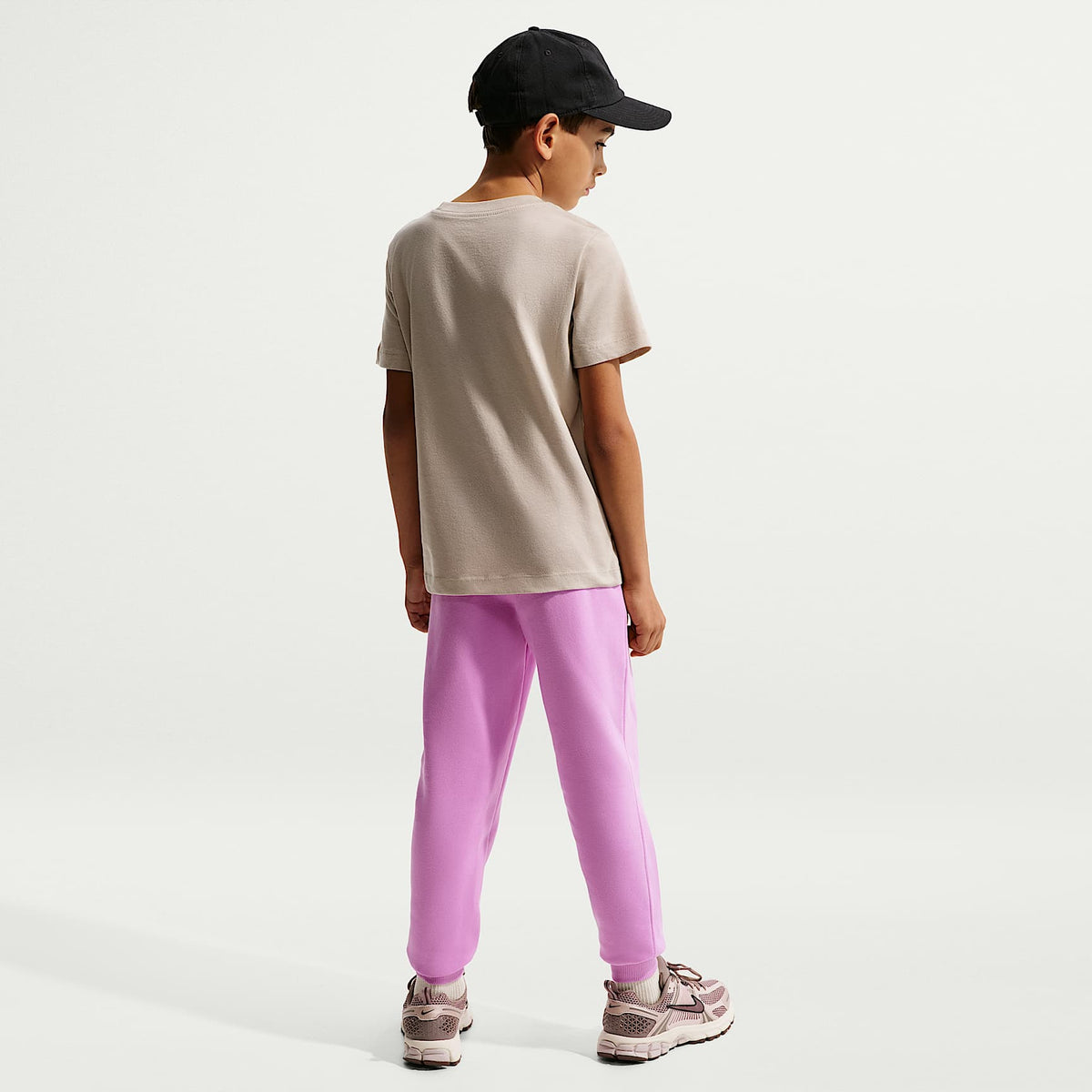 Joggers Nike Sportswear Club Fleece para niños talla grande – Magenta claro/Blanco – vista 6