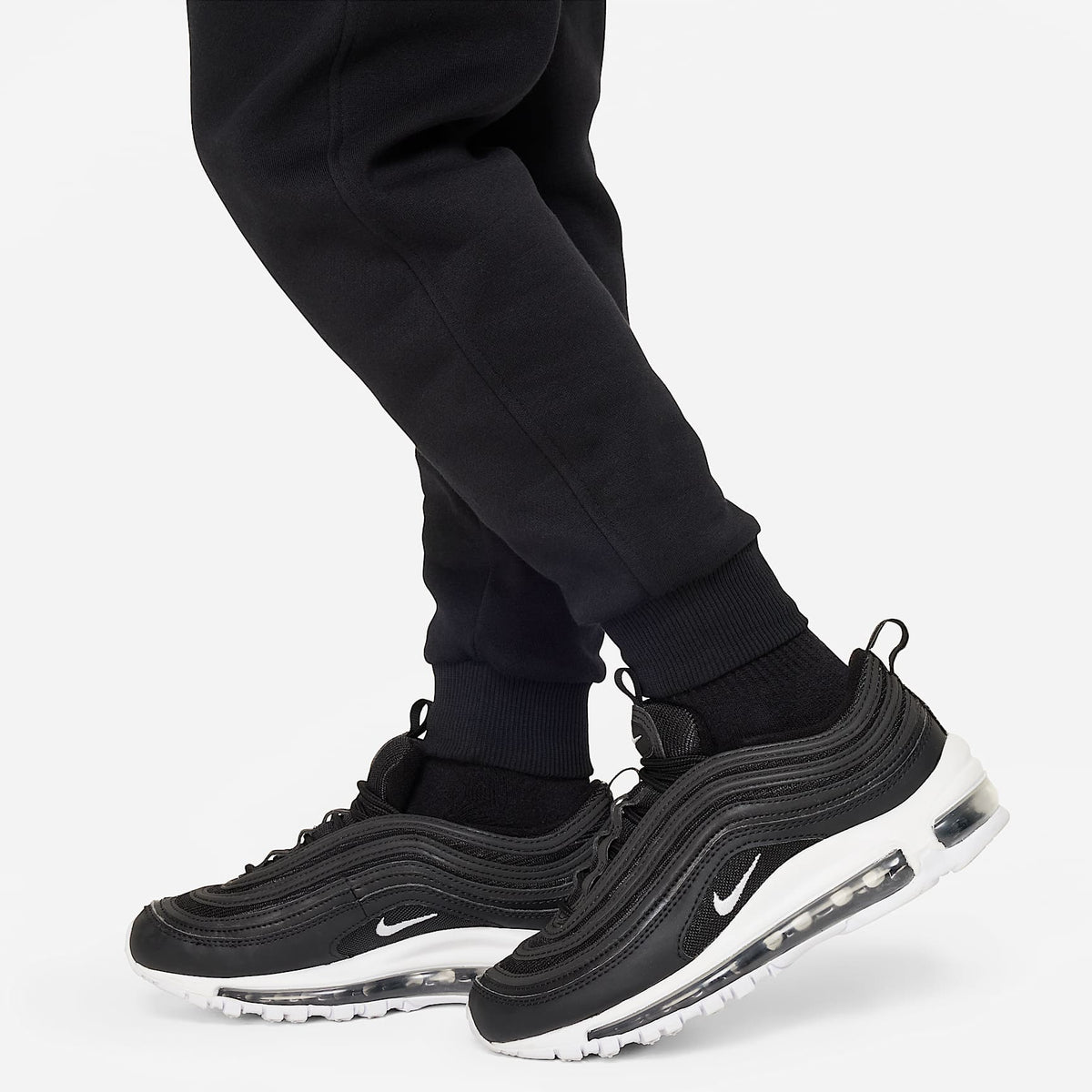 Joggers Nike Sportswear Club Fleece para niños talla grande – Negro/Blanco – vista 5