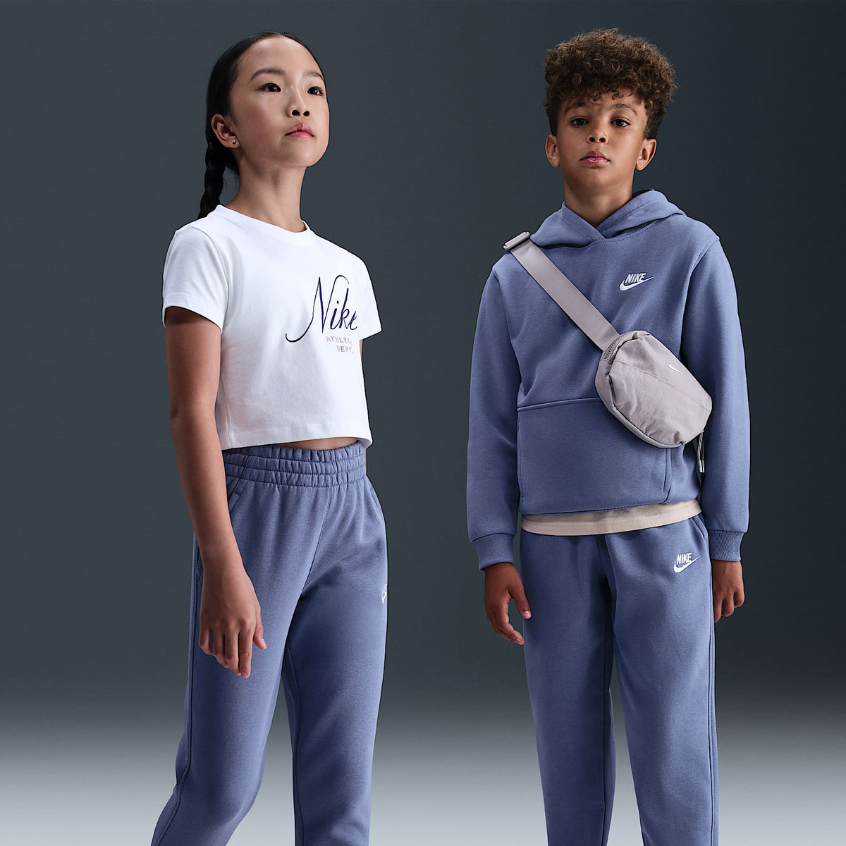 Joggers Nike Sportswear Club Fleece para niños talla grande – Índigo mundial/Blanco – vista 1