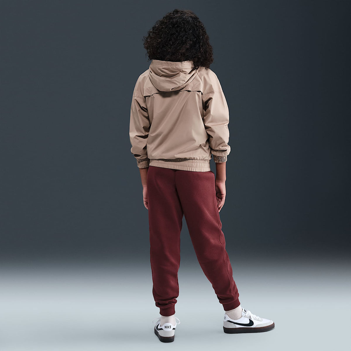 Joggers Nike Sportswear Club Fleece para niños talla grande – Rojo team oscuro/Blanco – vista 7