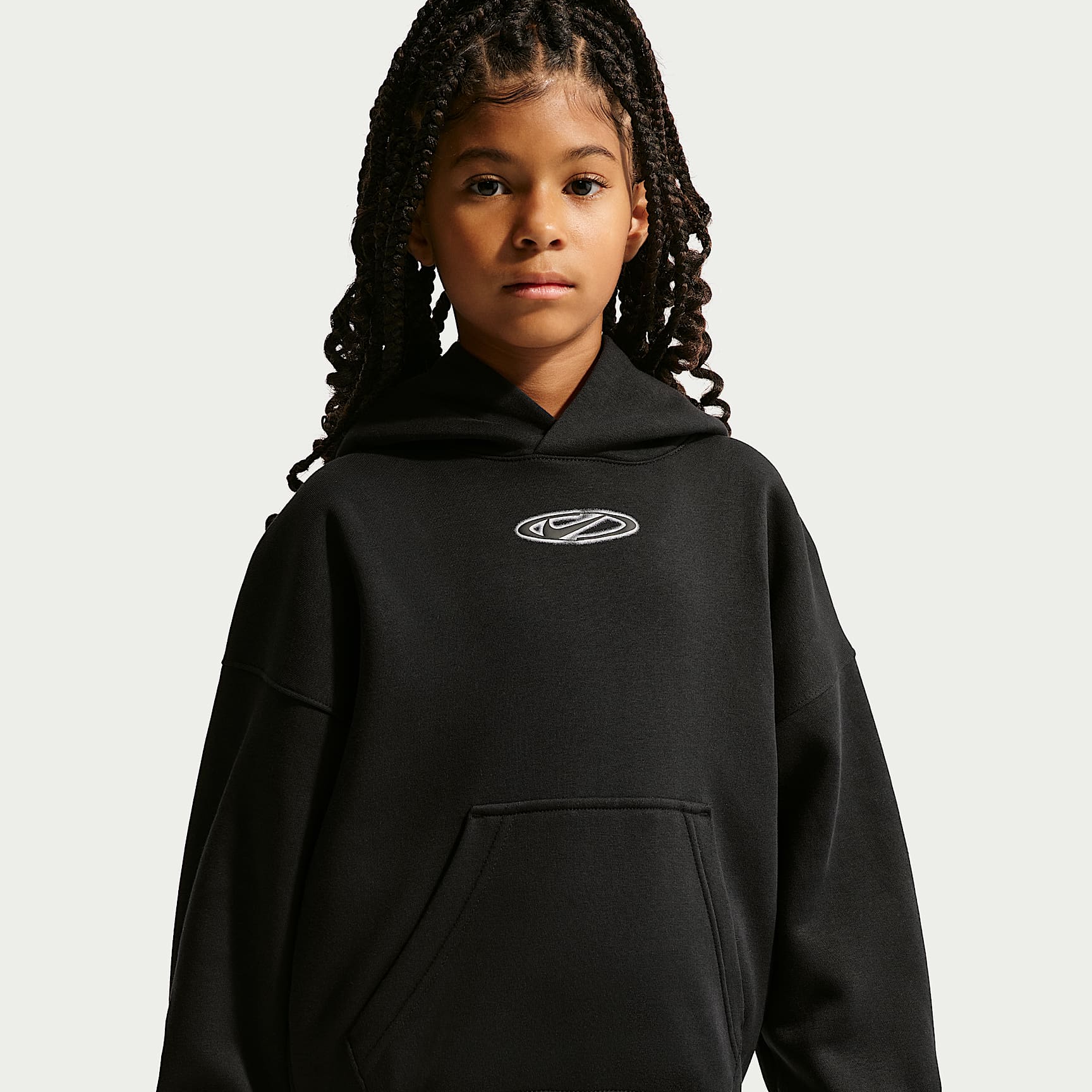 Sudadera con gorro oversized para niños talla grande Nike Sportswear Club Fleece – Negro/Blanco/Negro – vista 2