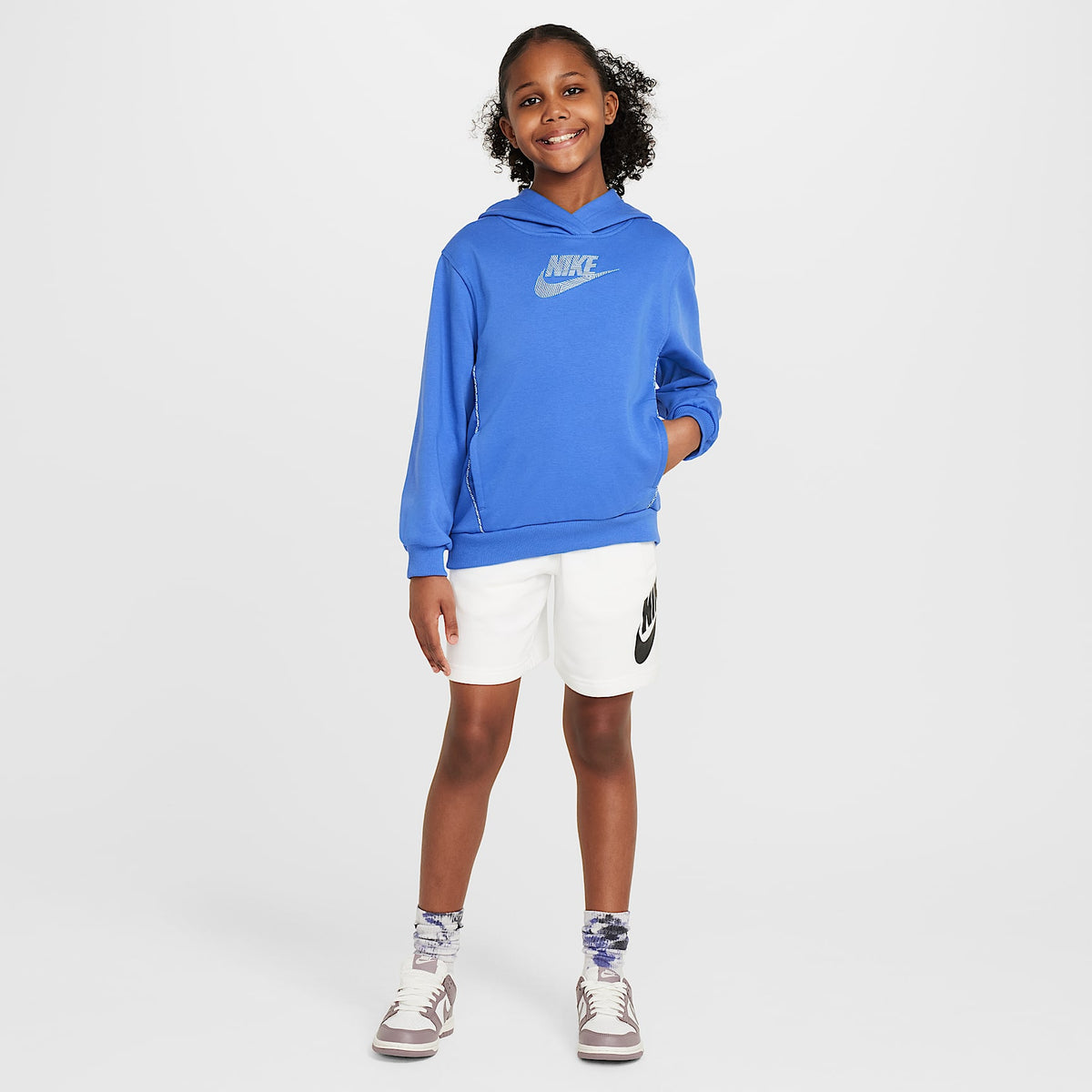 Sudadera con gorro de French Terry para niños talla grande Nike Sportswear Club – Azul cometa/Aluminio – vista 7