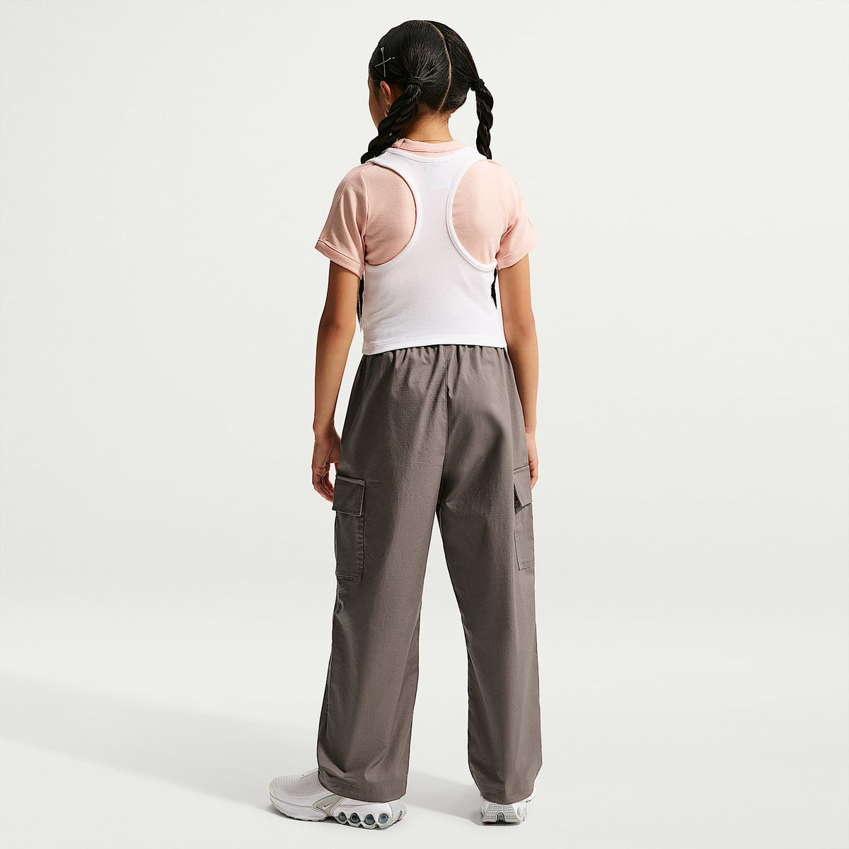 Pants cargo de tejido Woven para niños talla grande Nike Sportswear Club – Cueva/Blanco – vista 7