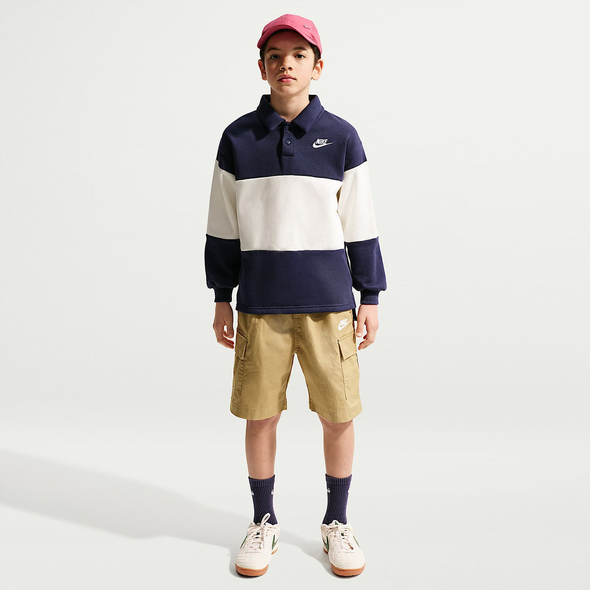 Shorts cargo de tejido Woven para niños talla grande Nike Sportswear Club – Beige paracaídas/Blanco – vista 1