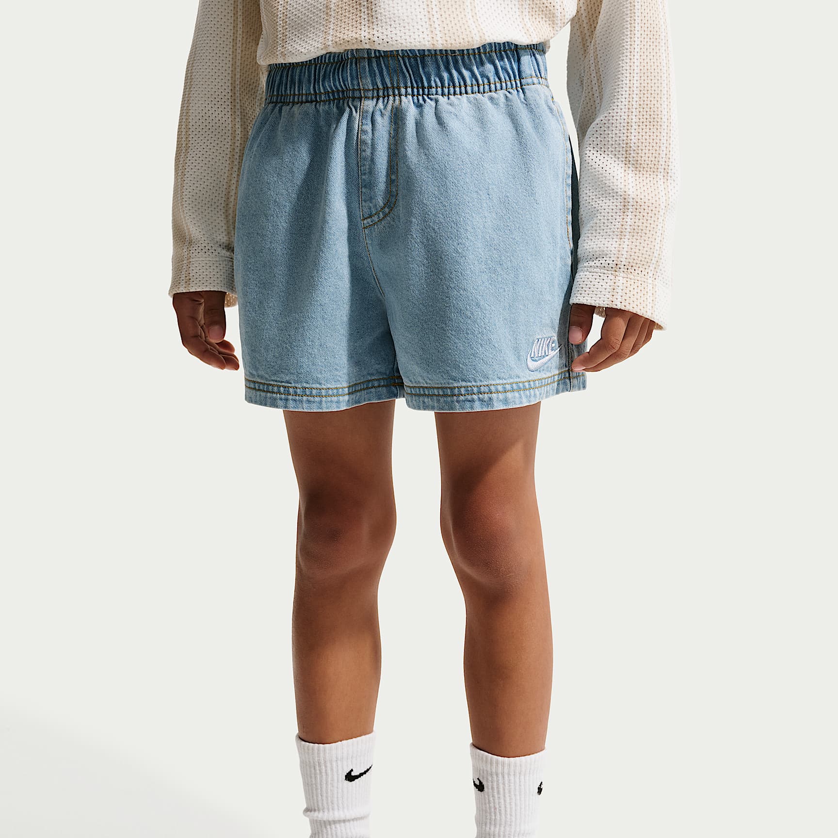 Shorts de demin para niños talla grande Nike Sportswear Collection – Azul militar claro/Azul militar claro/Trigo/Azul militar claro – vista 2