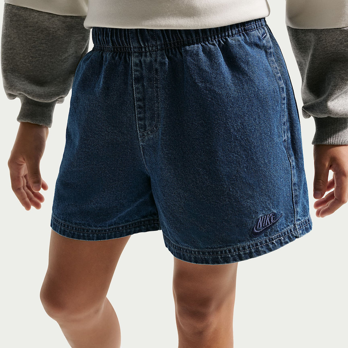 Shorts de demin para niños talla grande Nike Sportswear Collection – Azul marino místico/Azul marino místico/Tormenta del Egeo/Azul de la costa – vista 2
