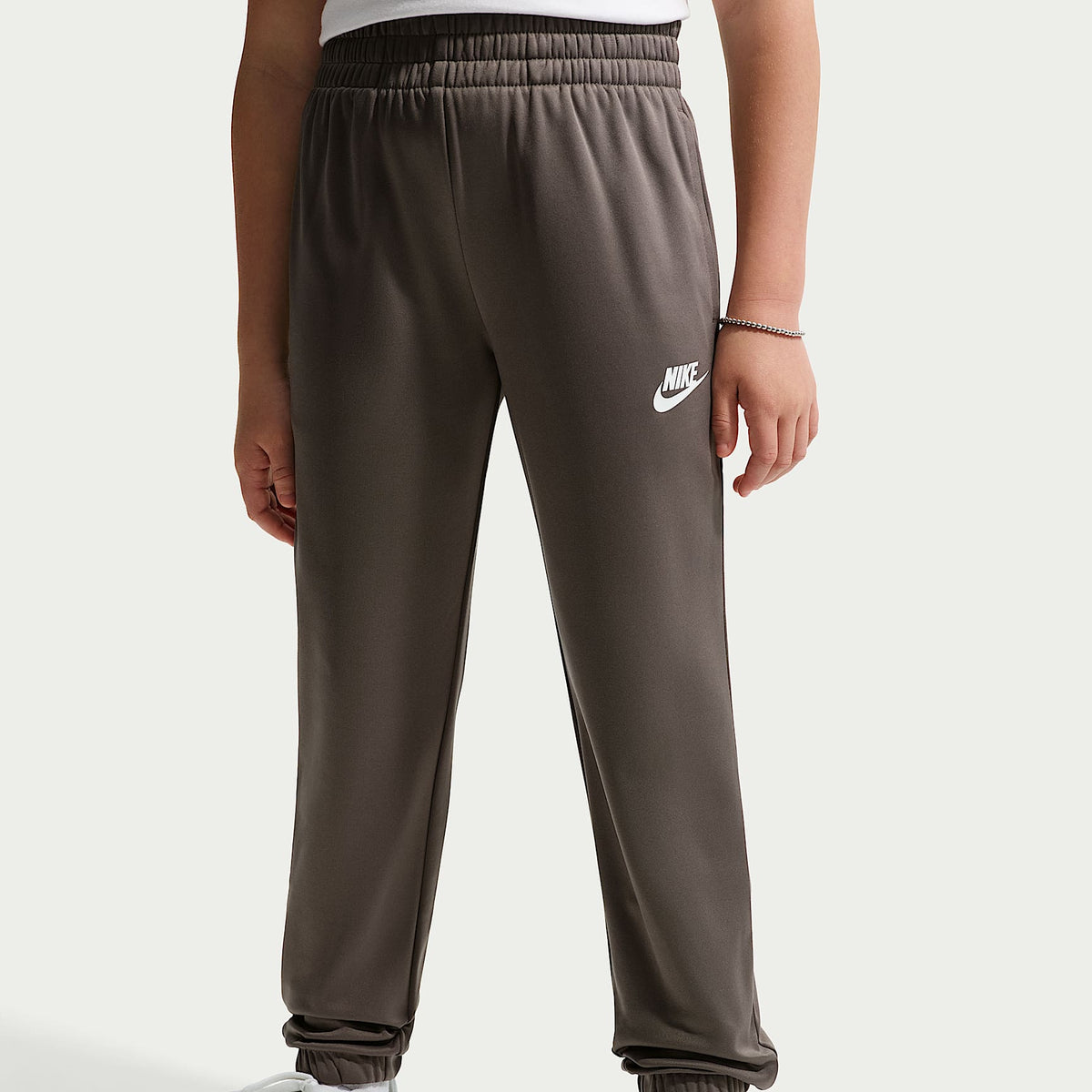 Conjunto deportivo Dri-FIT para niños talla grande Nike Sportswear – Cueva/Gris partícula/Blanco – vista 4