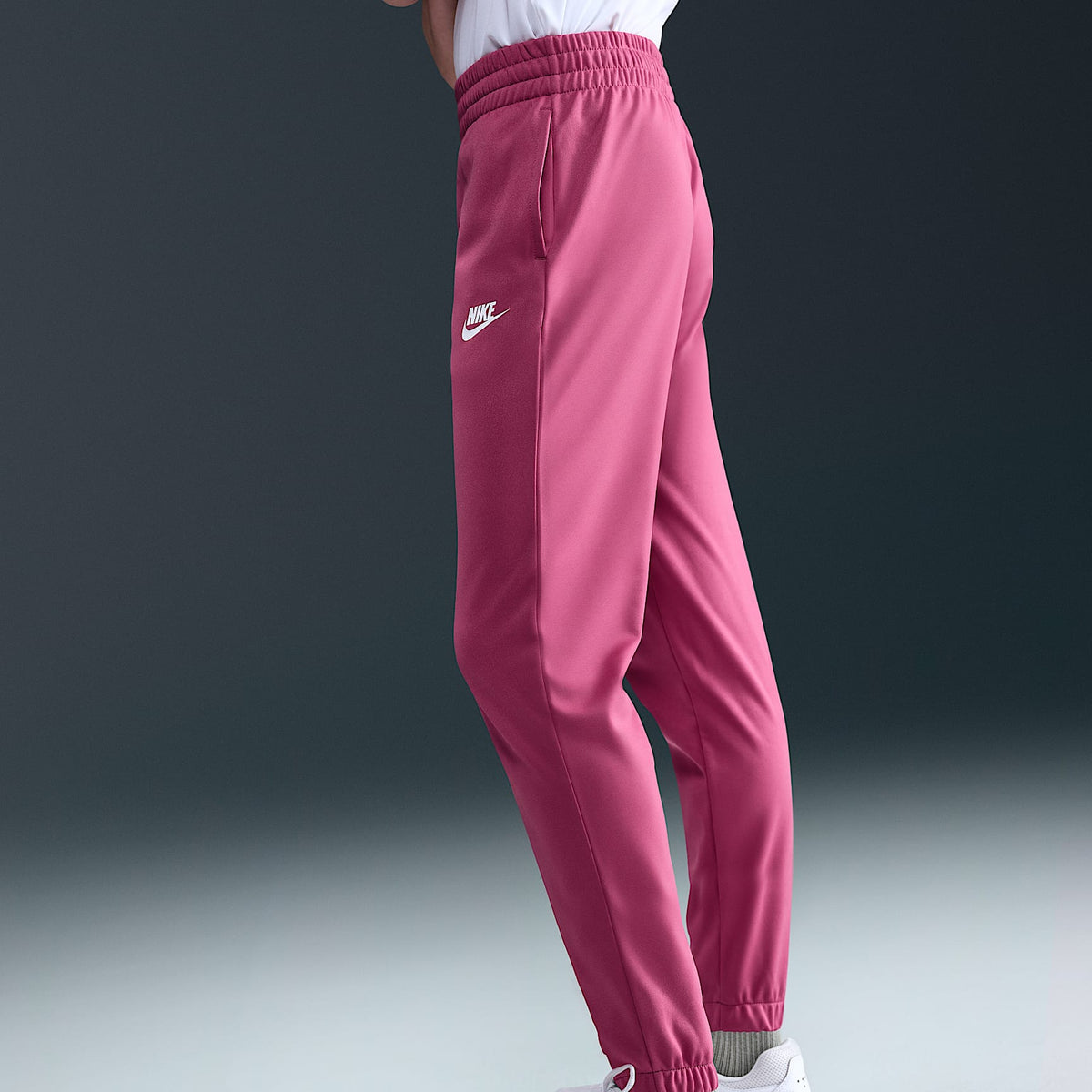 Conjunto deportivo Dri-FIT para niños talla grande Nike Sportswear – Remolacha dulce/Burdeos/Blanco – vista 5