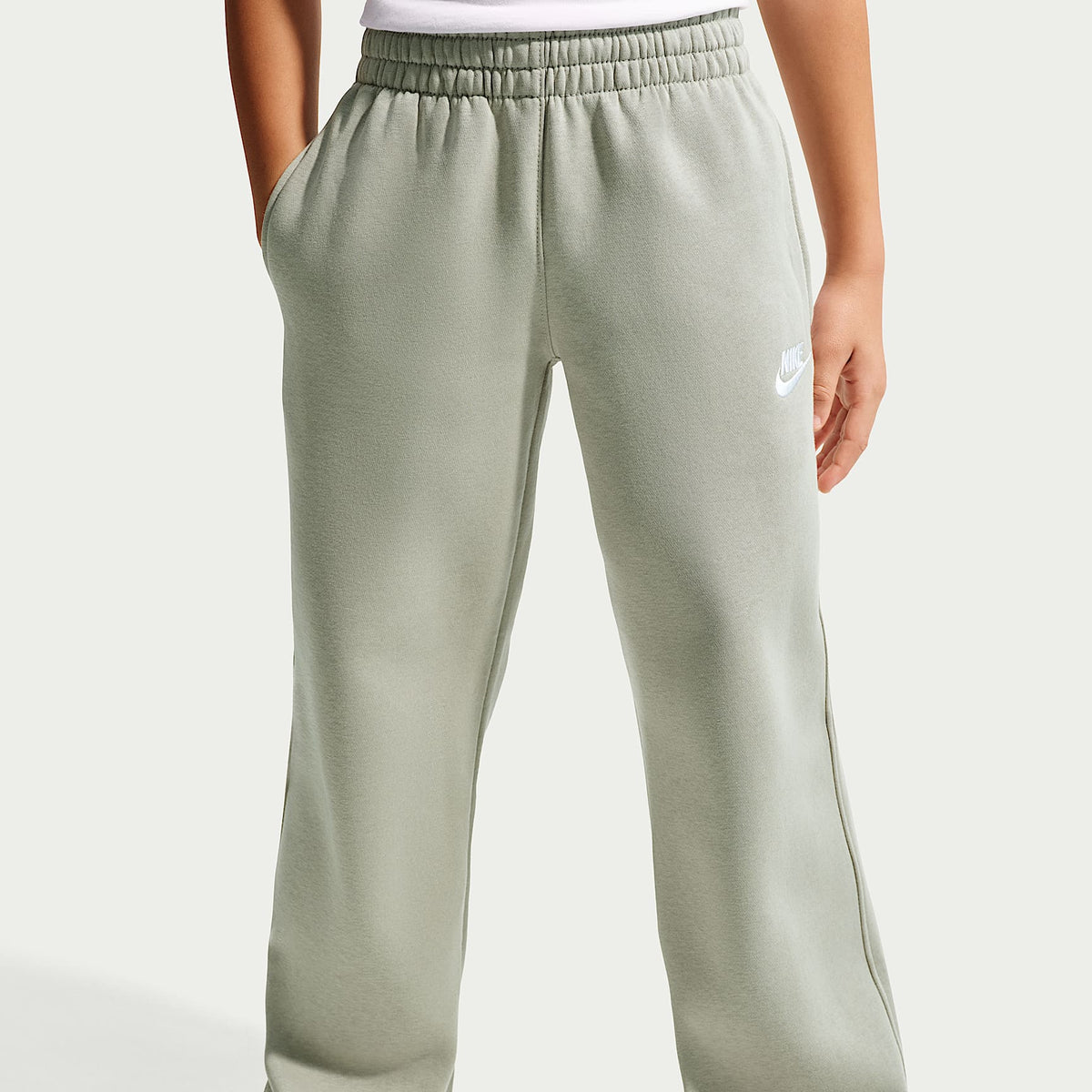 Pants holgados con dobladillo abierto para niños Nike Sportswear – Niebla pícea/Blanco – vista 2