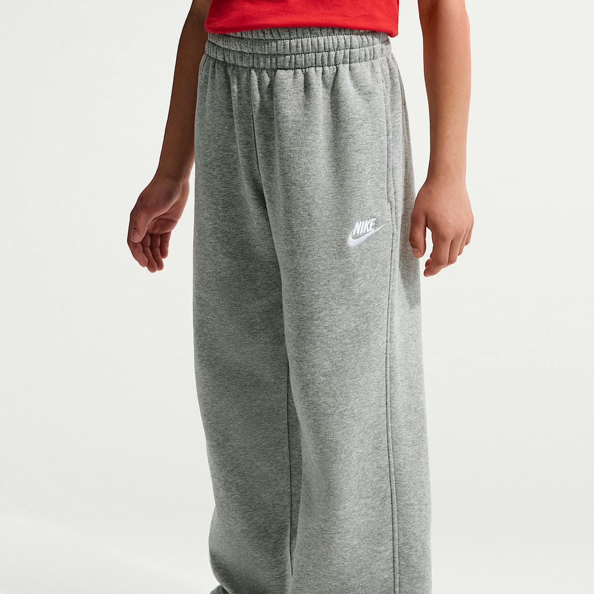 Pants holgados con dobladillo abierto para niños Nike Sportswear – Gris oscuro jaspeado/Blanco – vista 2