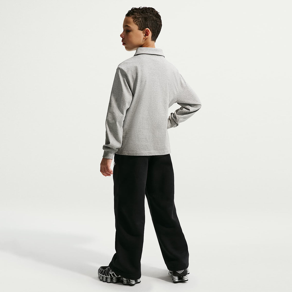 Pants holgados con dobladillo abierto para niños Nike Sportswear – Negro/Blanco – vista 6