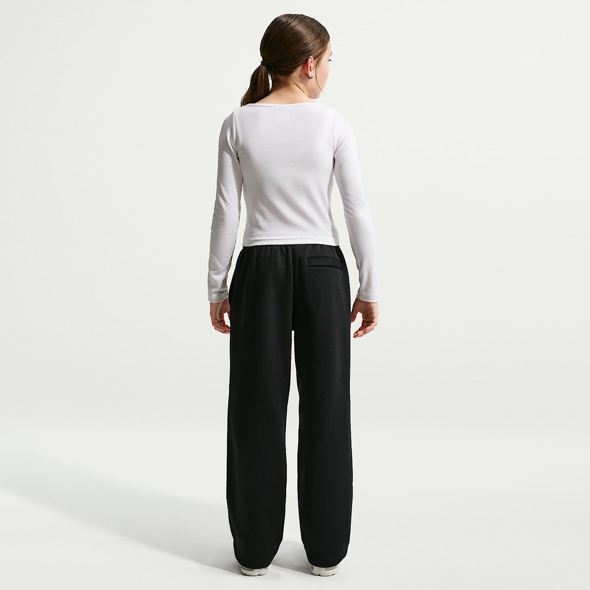 Pants holgados con dobladillo abierto para niños Nike Sportswear – Negro/Blanco – vista 7
