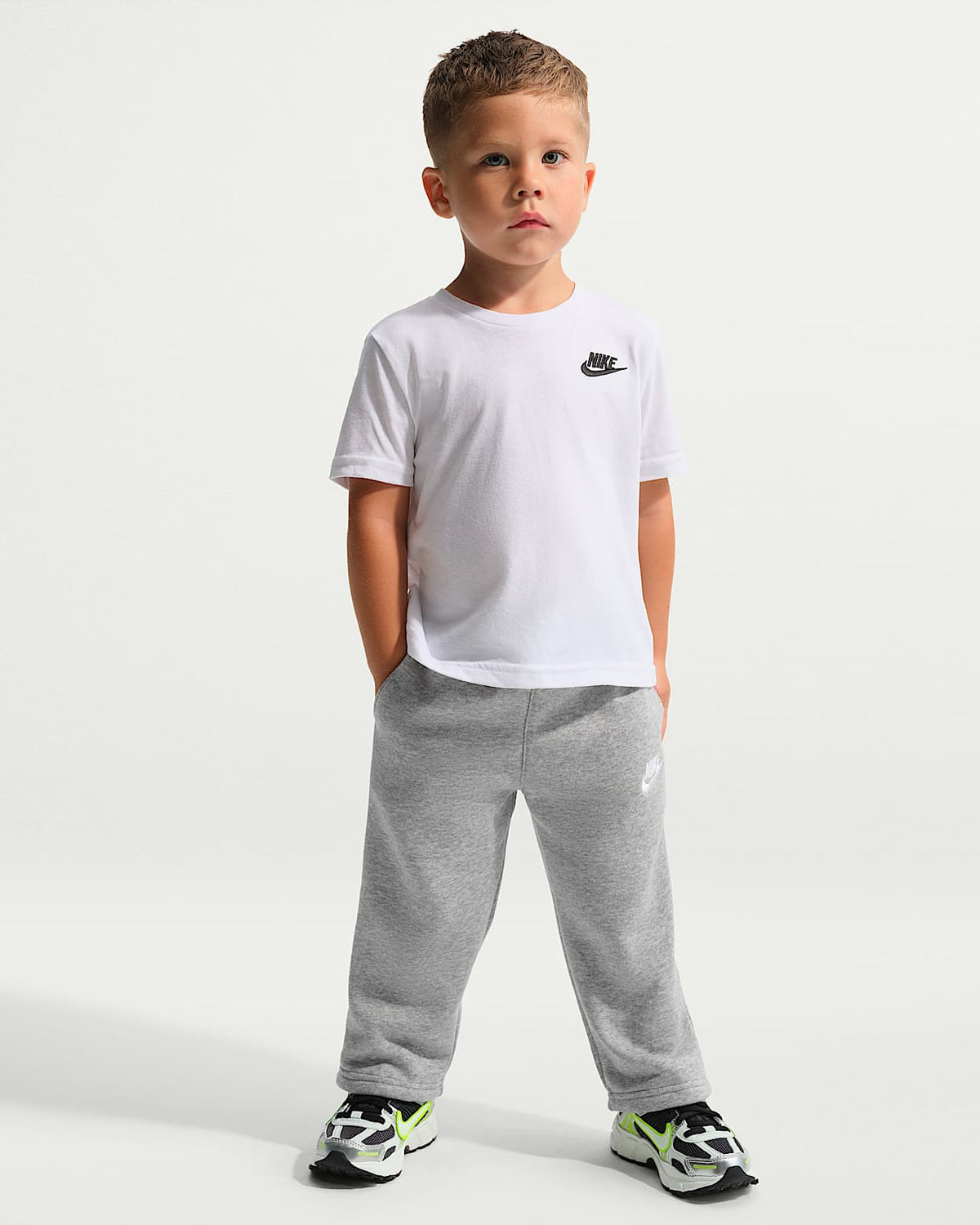 Pantalón Nike Sportswear Loose Open Hem para Niño Pequeño