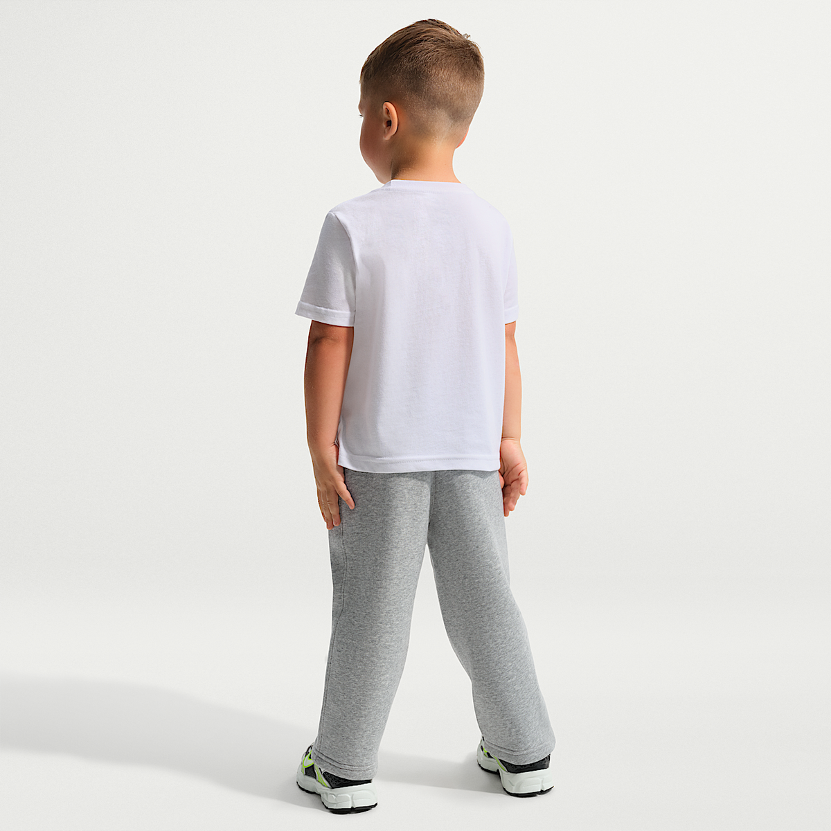 Pantalón Nike Sportswear Loose Open Hem para Niño Pequeño