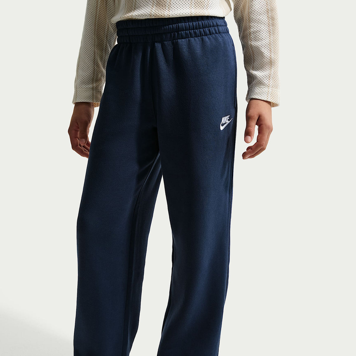 Pants holgados con dobladillo abierto para niños Nike Sportswear – Azul marino medianoche/Blanco – vista 2