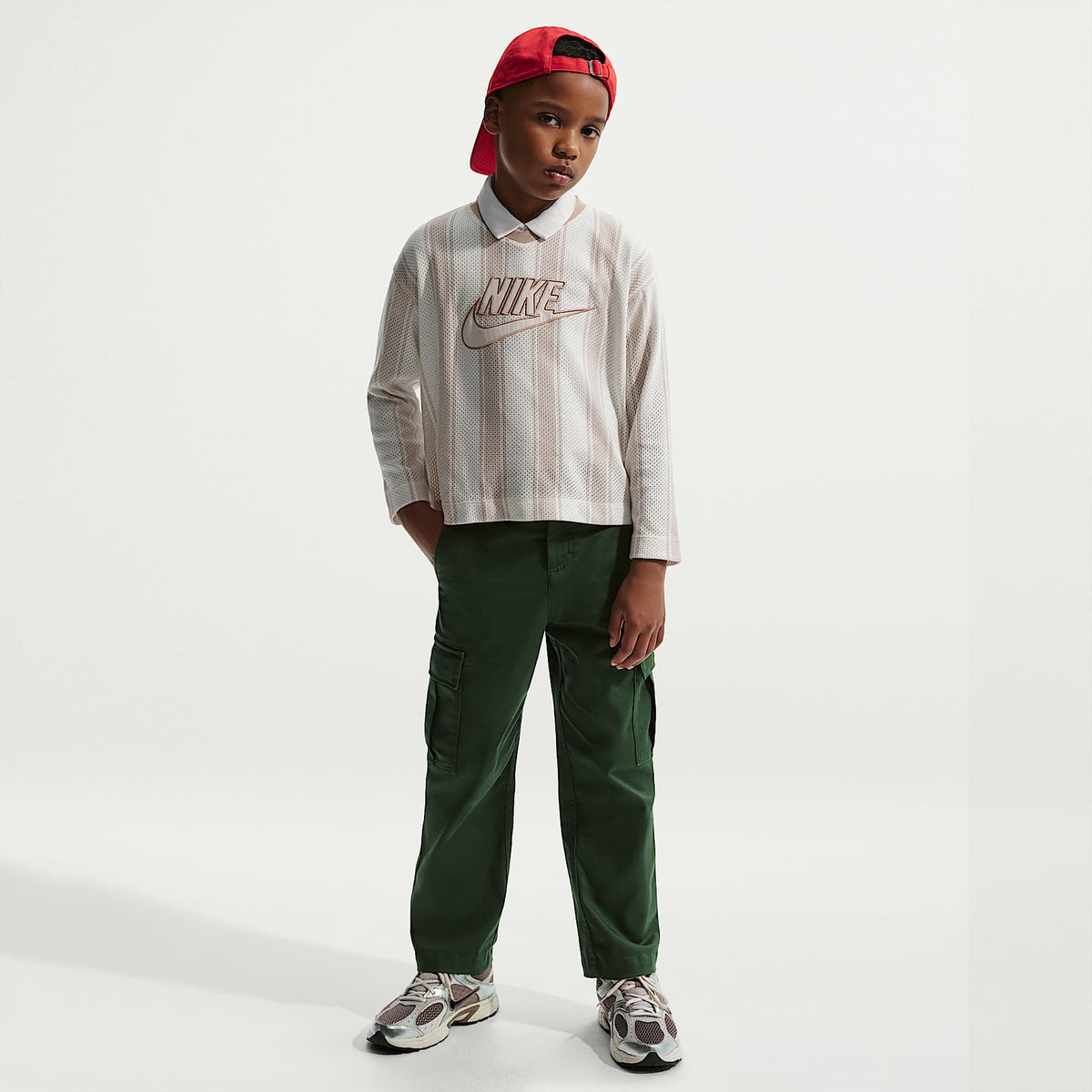 Jersey de malla de manga larga para niños talla grande Nike Sportswear Collection – Marrón verdoso claro/Lino/Marrón verdoso claro – vista 7