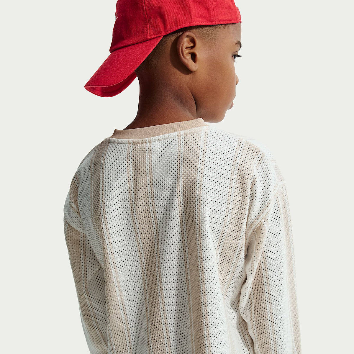 Jersey de malla de manga larga para niños talla grande Nike Sportswear Collection – Marrón verdoso claro/Lino/Marrón verdoso claro – vista 5