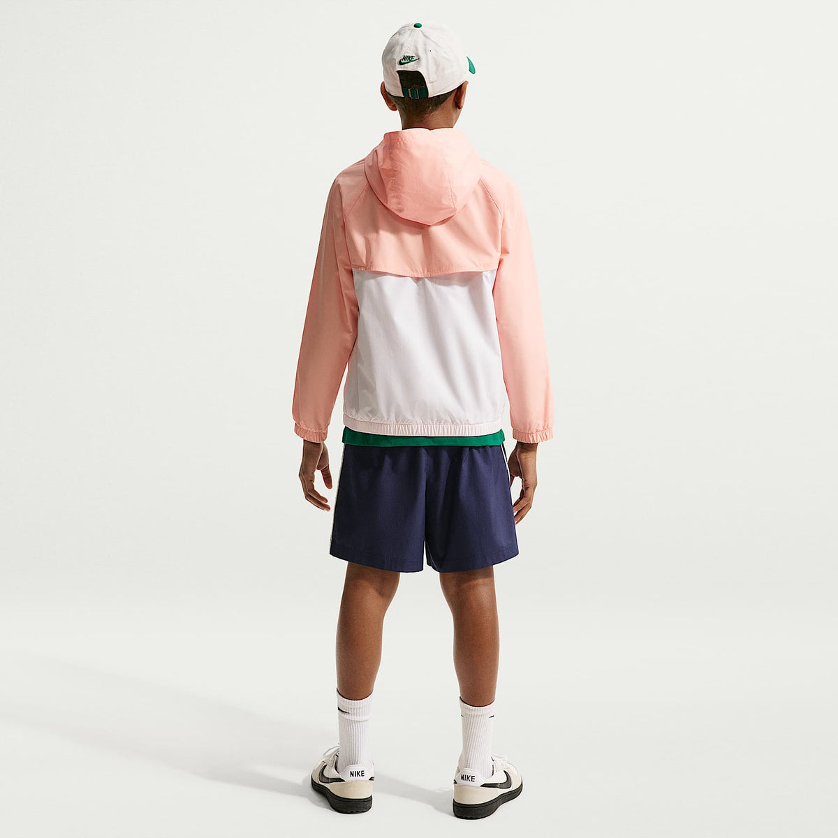 Chamarra Repel con gorro para niños talla grande Nike Sportswear Windrunner – Naranja ártico/Blanco/Blanco – vista 5