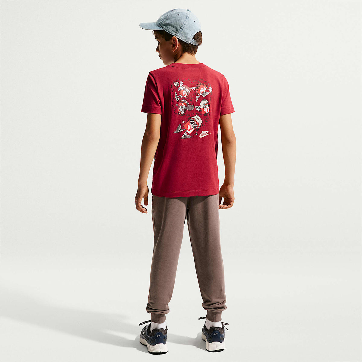 Playera para niños talla grande Nike Sportswear – Rojo duro – vista 5