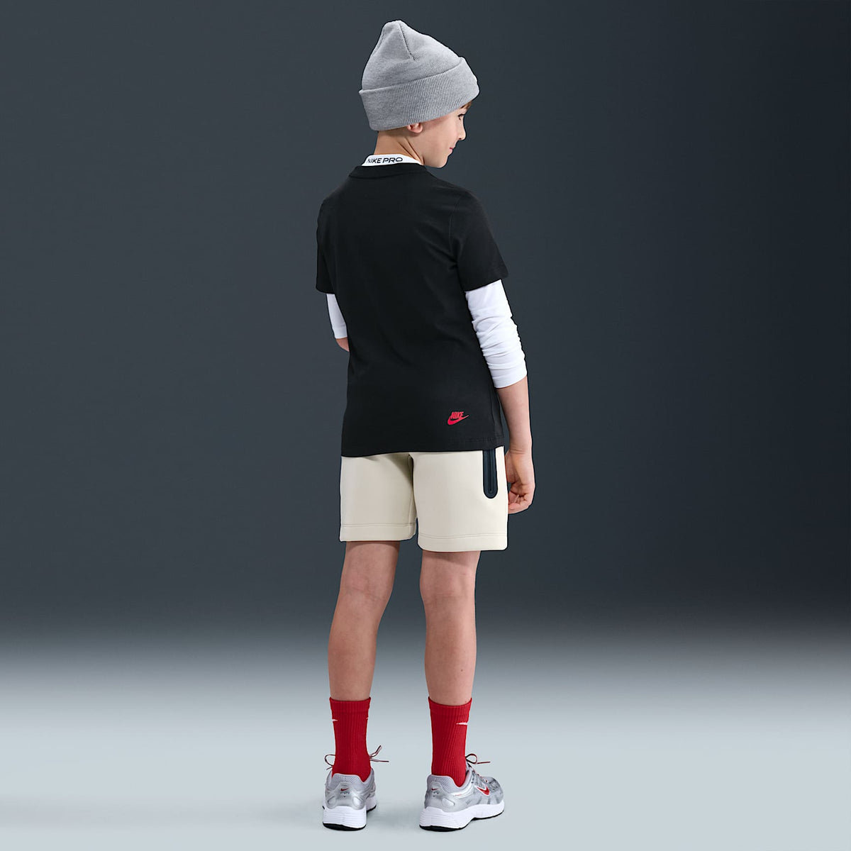 Playera para niños talla grande Nike Sportswear – Negro – vista 5