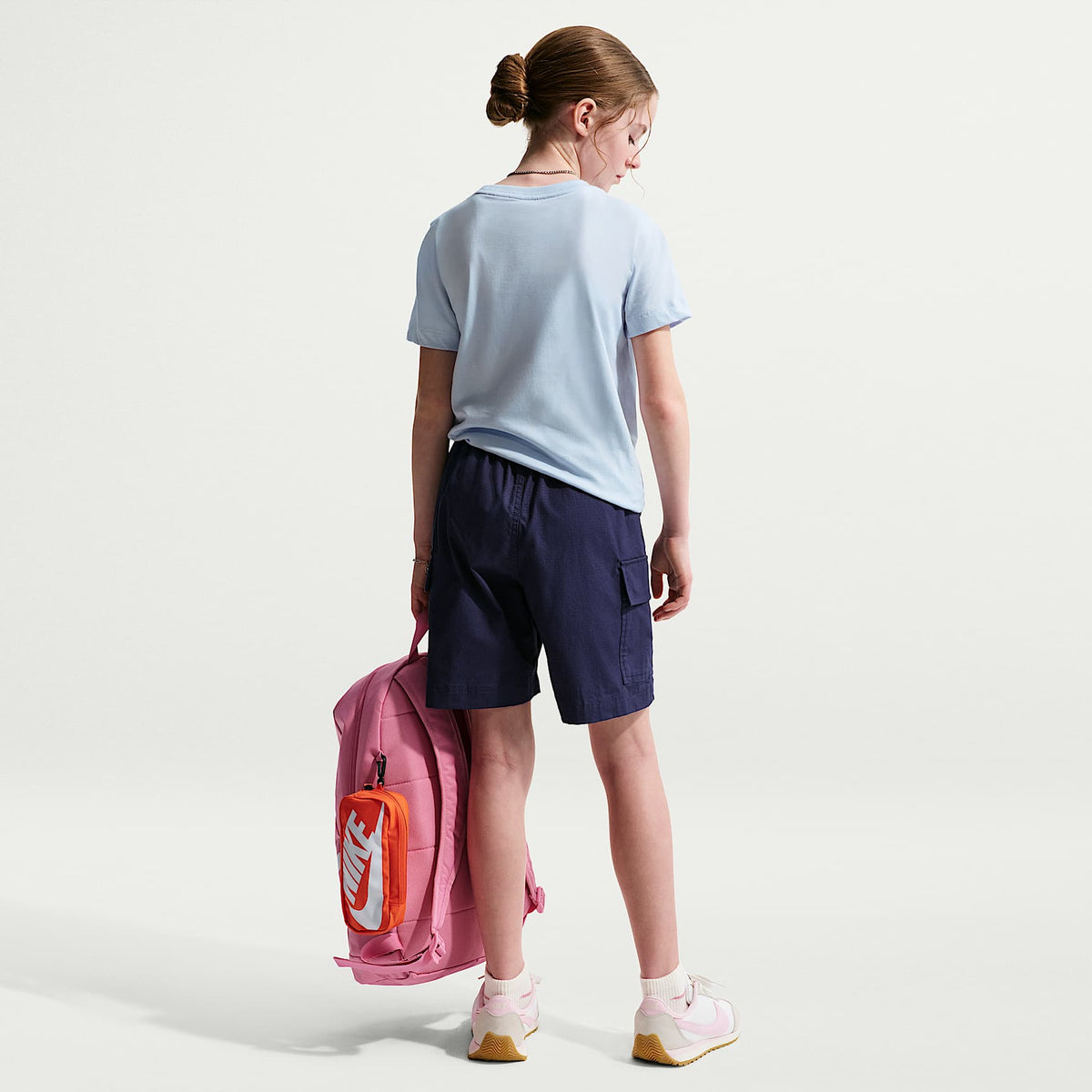 Playera para niños talla grande Nike Sportswear – Azul hidrógeno – vista 5