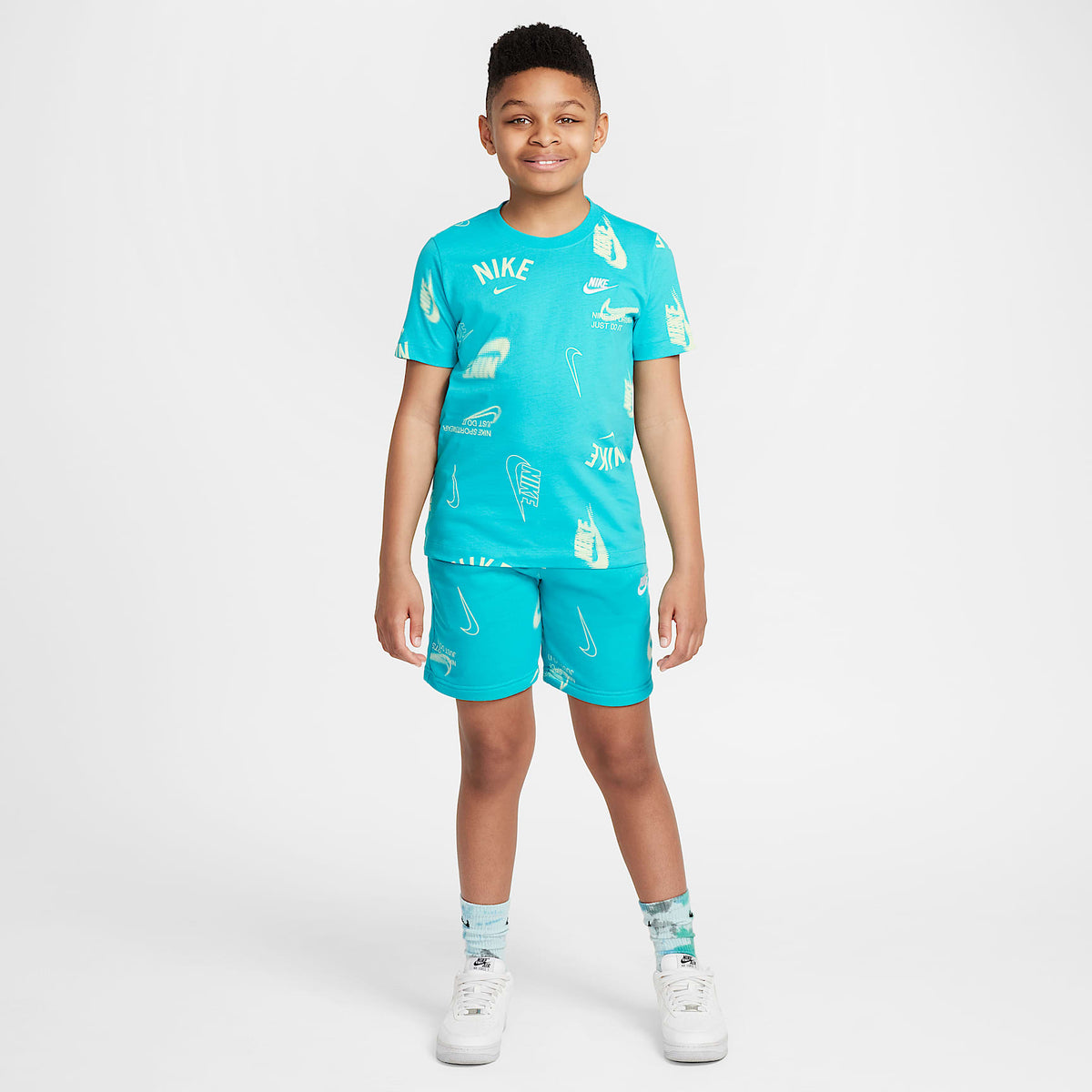 Playera para niños talla grande Nike Sportswear – Cactus empolvado – vista 5