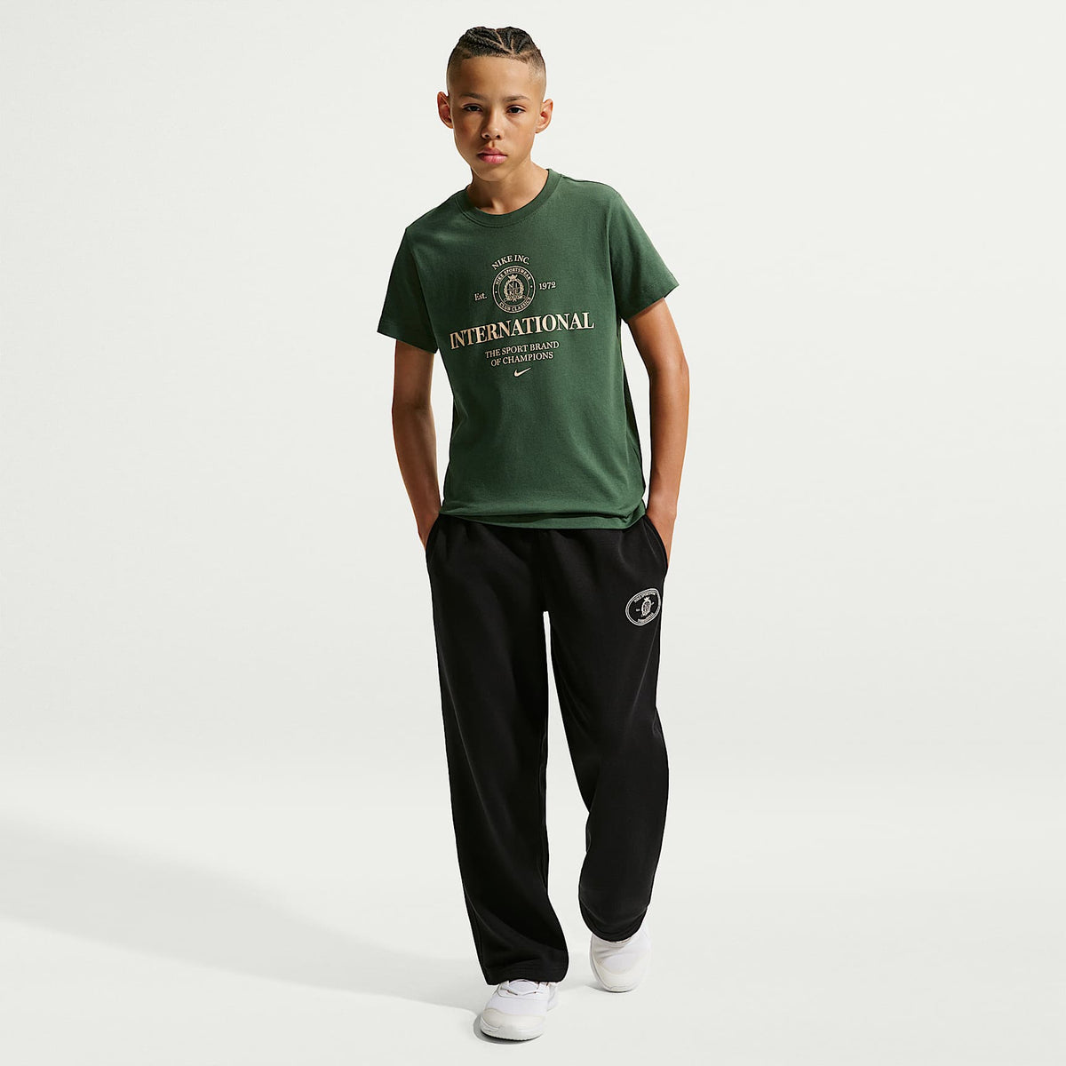 Playera para niños talla grande Nike Sportswear – Abeto – vista 7