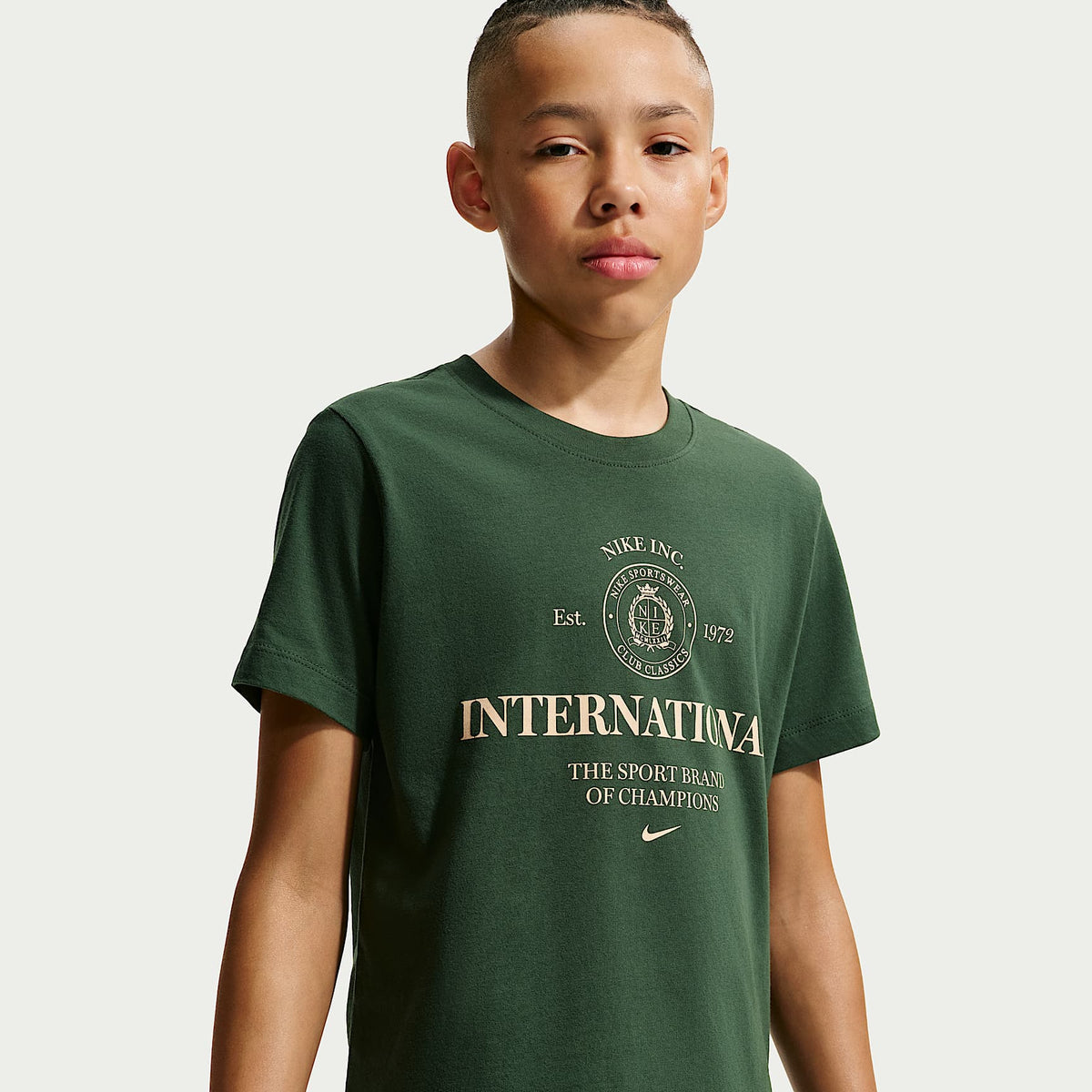 Playera para niños talla grande Nike Sportswear – Abeto – vista 3