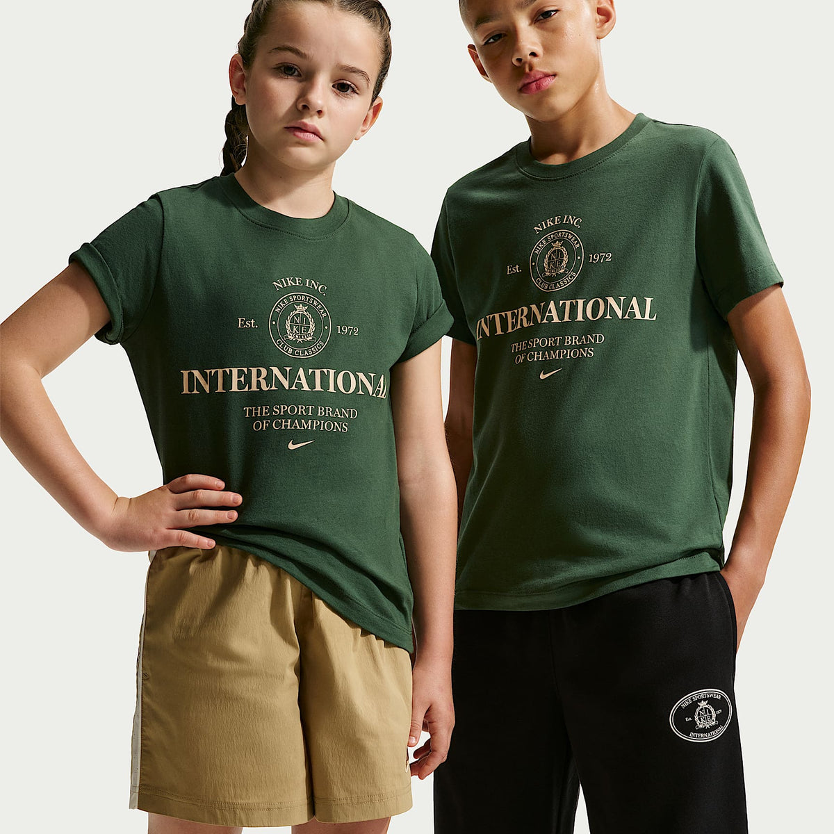 Playera para niños talla grande Nike Sportswear – Abeto – vista 1