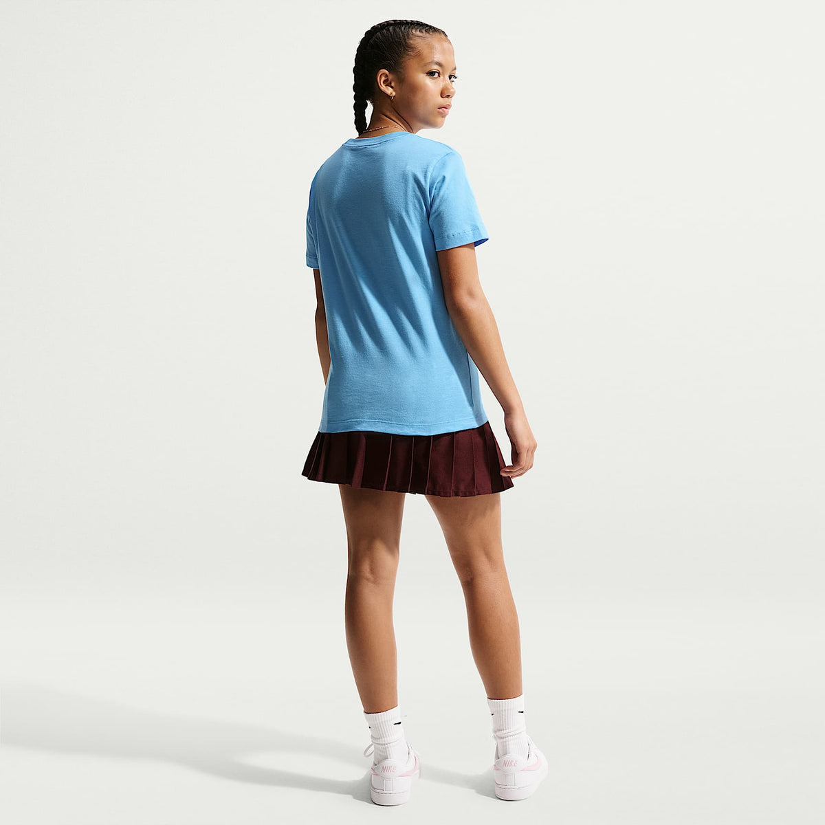 Playera para niños talla grande Nike Sportswear – Azul fútbol – vista 5