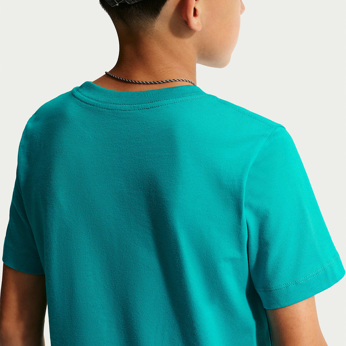 Playera para niños talla grande Nike Sportswear – Energía – vista 2