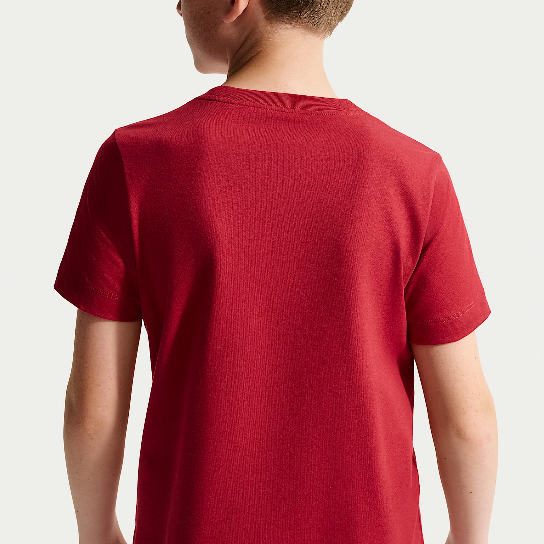 Playera para niños talla grande Nike Sportswear – Rojo duro – vista 2