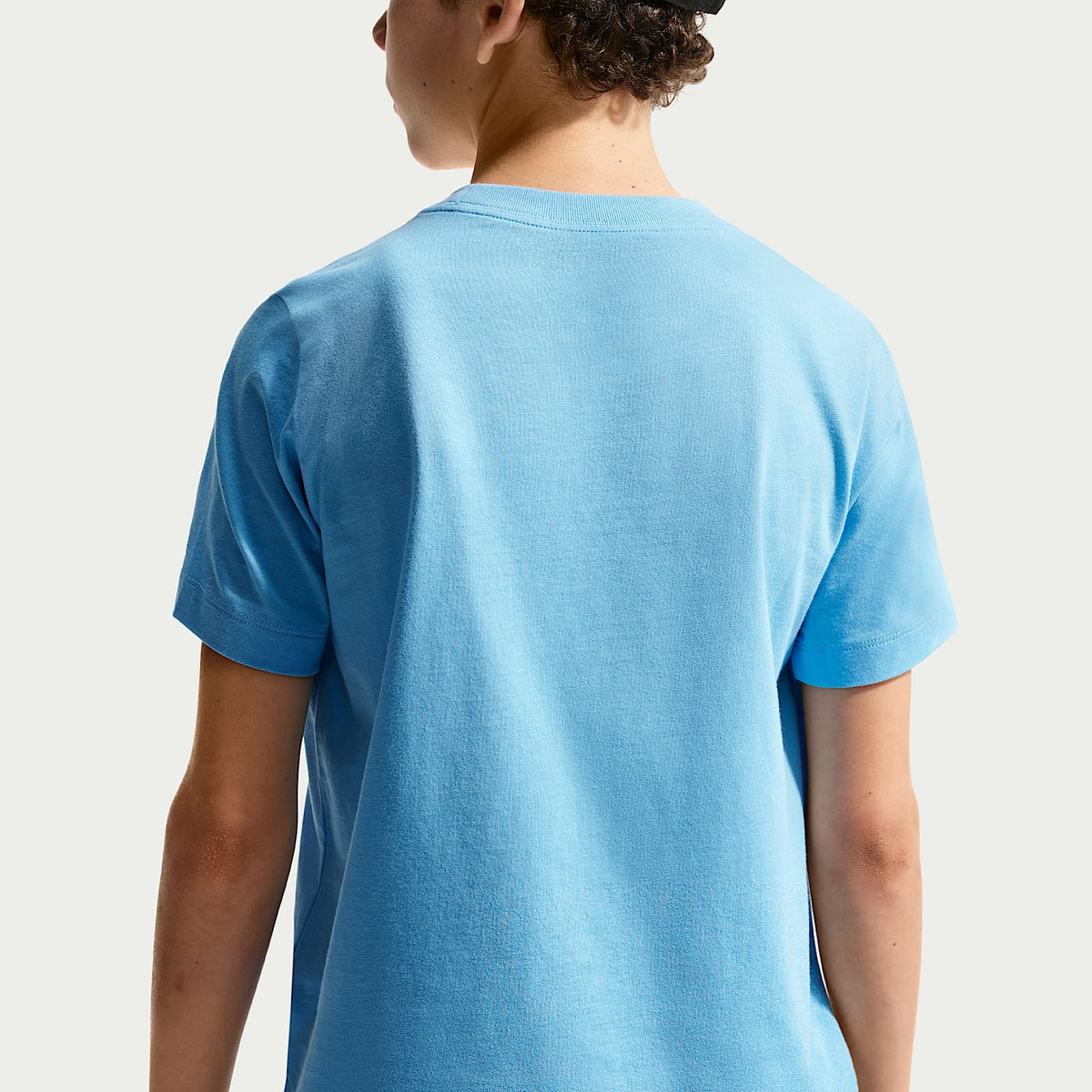 Playera para niños talla grande Nike Sportswear – Azul fútbol – vista 2