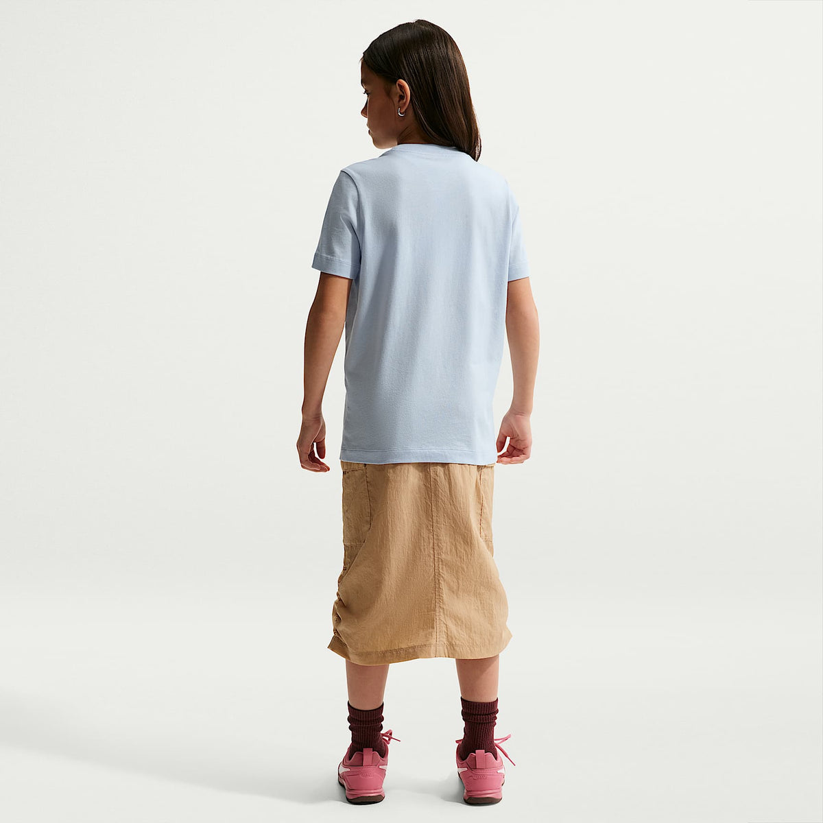 Playera para niños talla grande Nike Sportswear – Azul hidrógeno/Blanco – vista 5