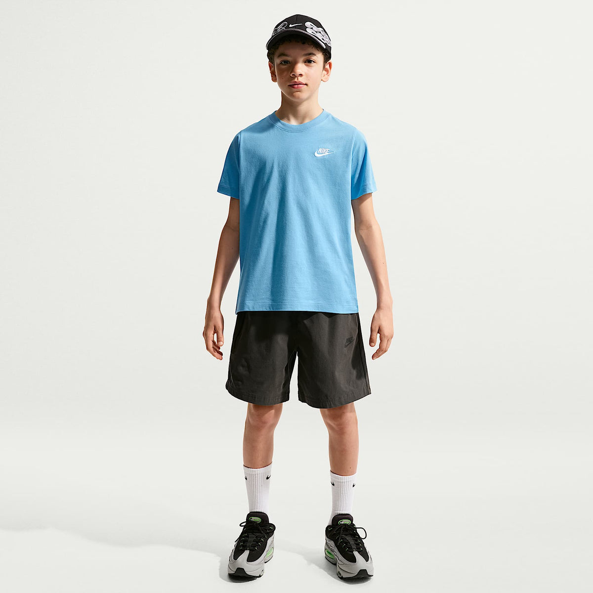 Playera para niños talla grande Nike Sportswear – Azul fútbol – vista 4