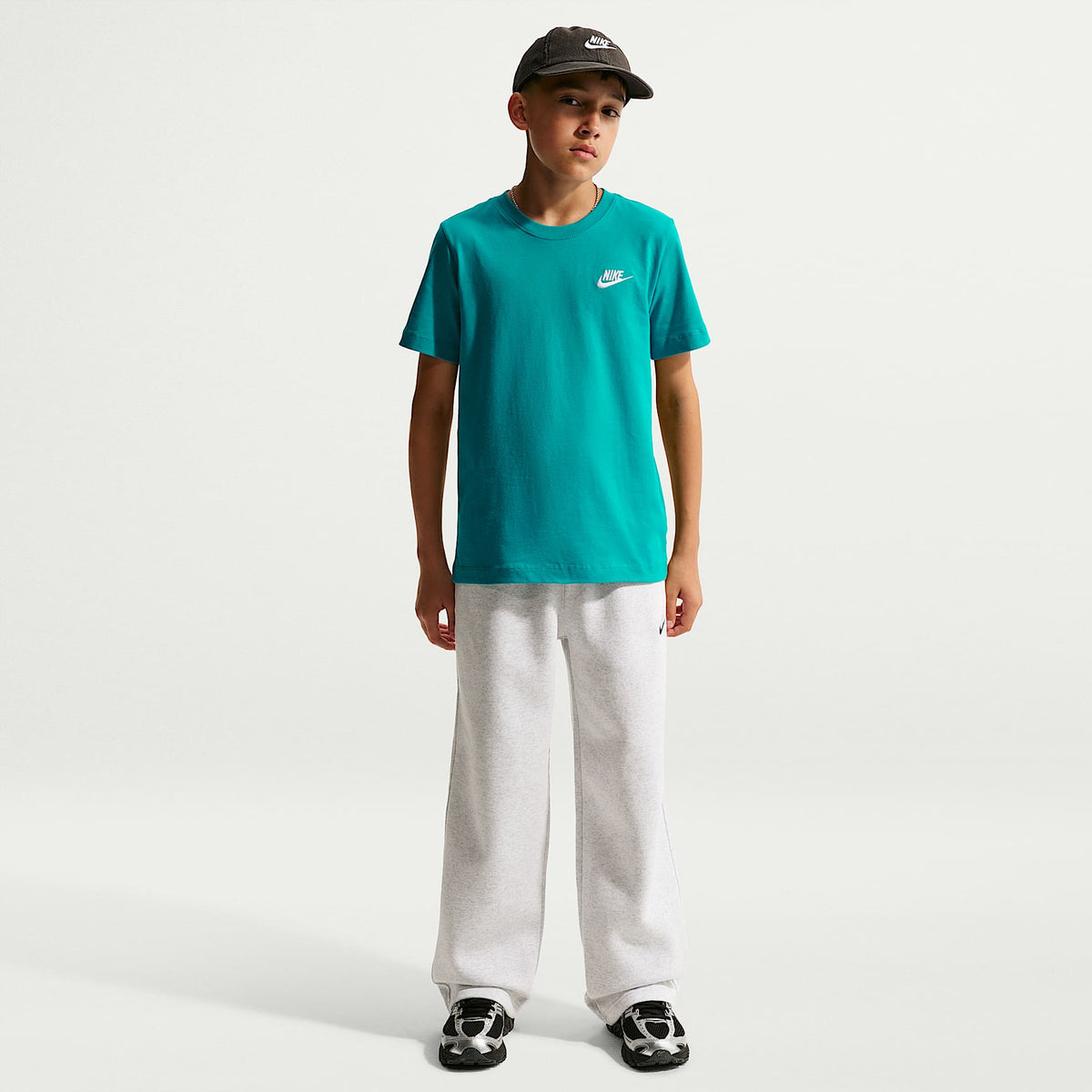 Playera para niños talla grande Nike Sportswear – Energía – vista 4