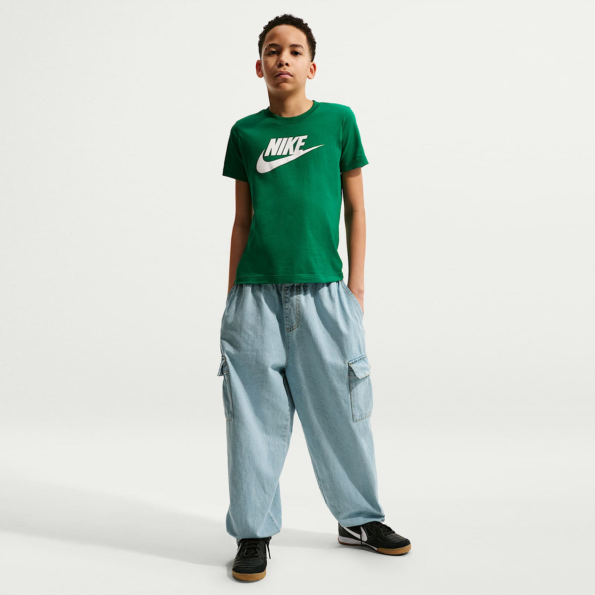 Playera para niños talla grande Nike Sportswear – Malaquita – vista 4